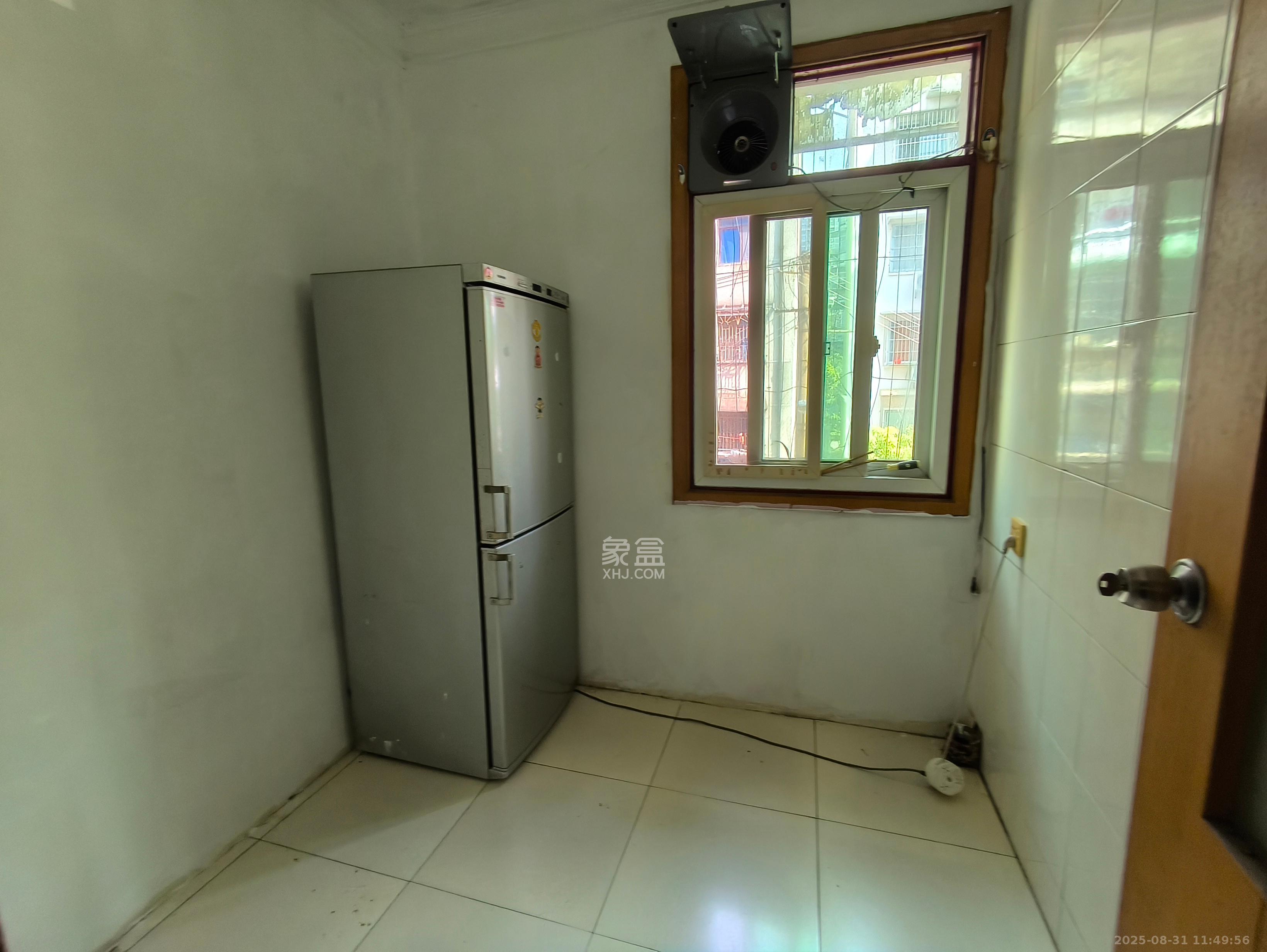 桂花二村 1室1厅1卫 1100.0元/月 桂花二村 1室1厅1卫 1100.0元/月室内图