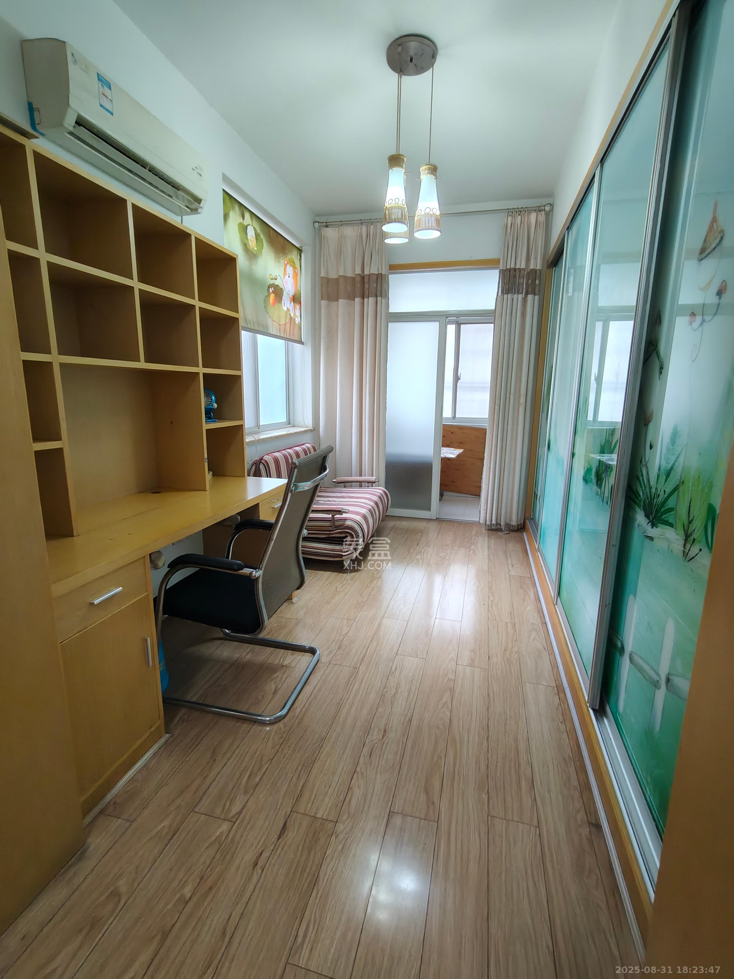 机械化宿舍  2室2厅1卫    1400.0元/月室内图