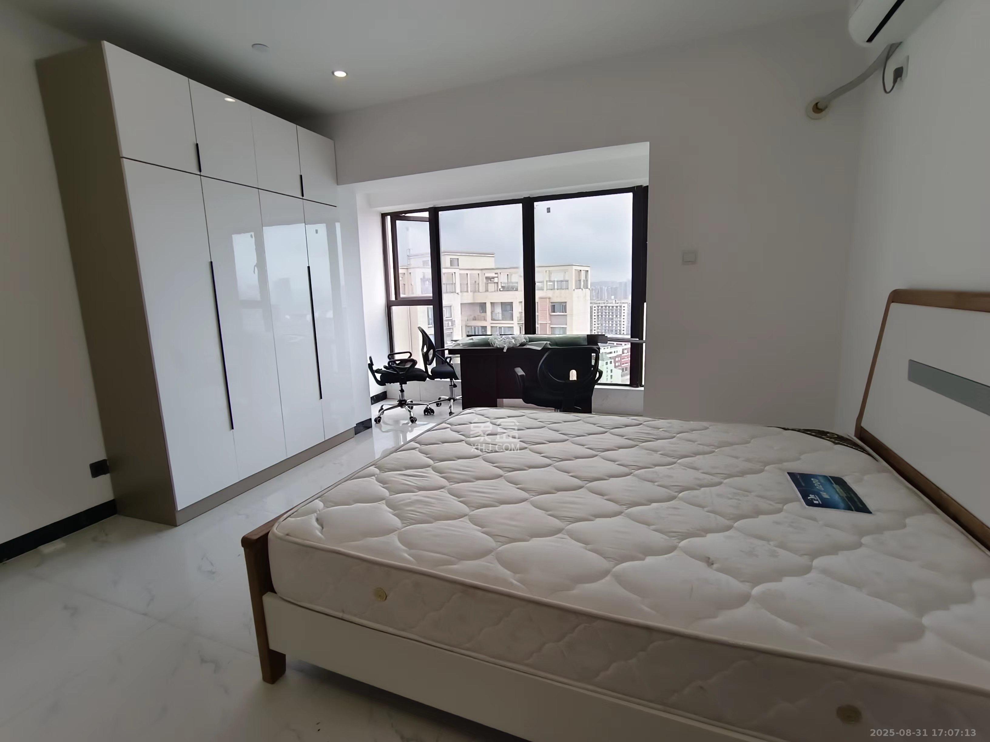 高升时代广场(冠铭商务中心) 1室1厅1卫 1500.0元/月 高升时代广场(冠铭商务中心) 1室1厅1卫 1500.0元/月室内图