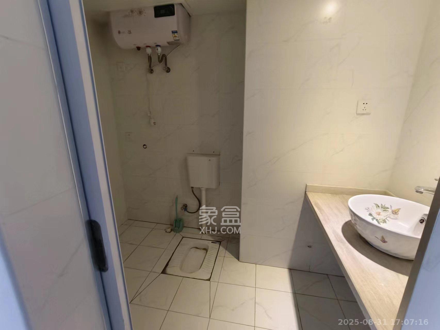 高升时代广场(冠铭商务中心) 1室1厅1卫 1500.0元/月 高升时代广场(冠铭商务中心) 1室1厅1卫 1500.0元/月室内图