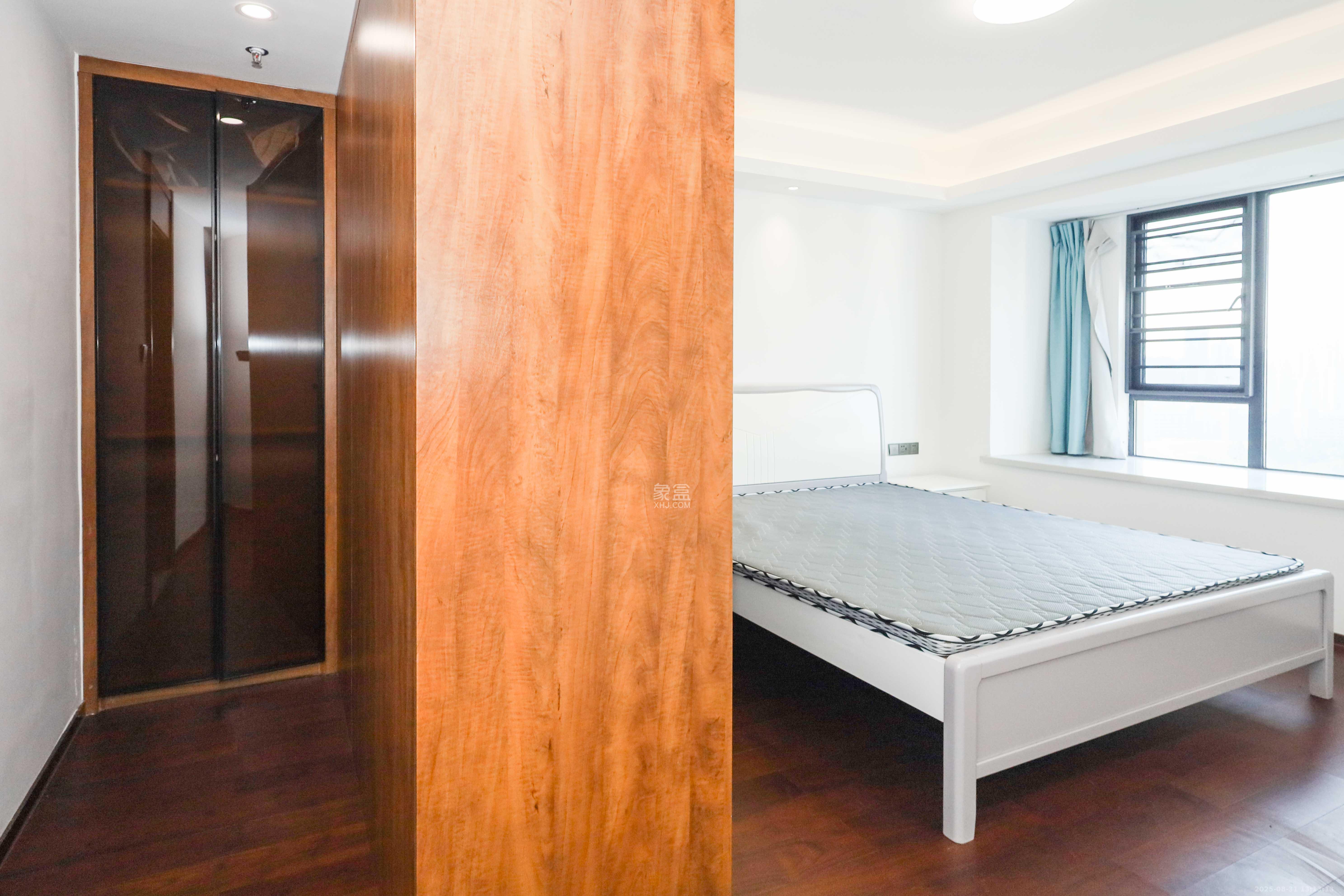 梅溪悦章  4室2厅2卫    168.0万卧室