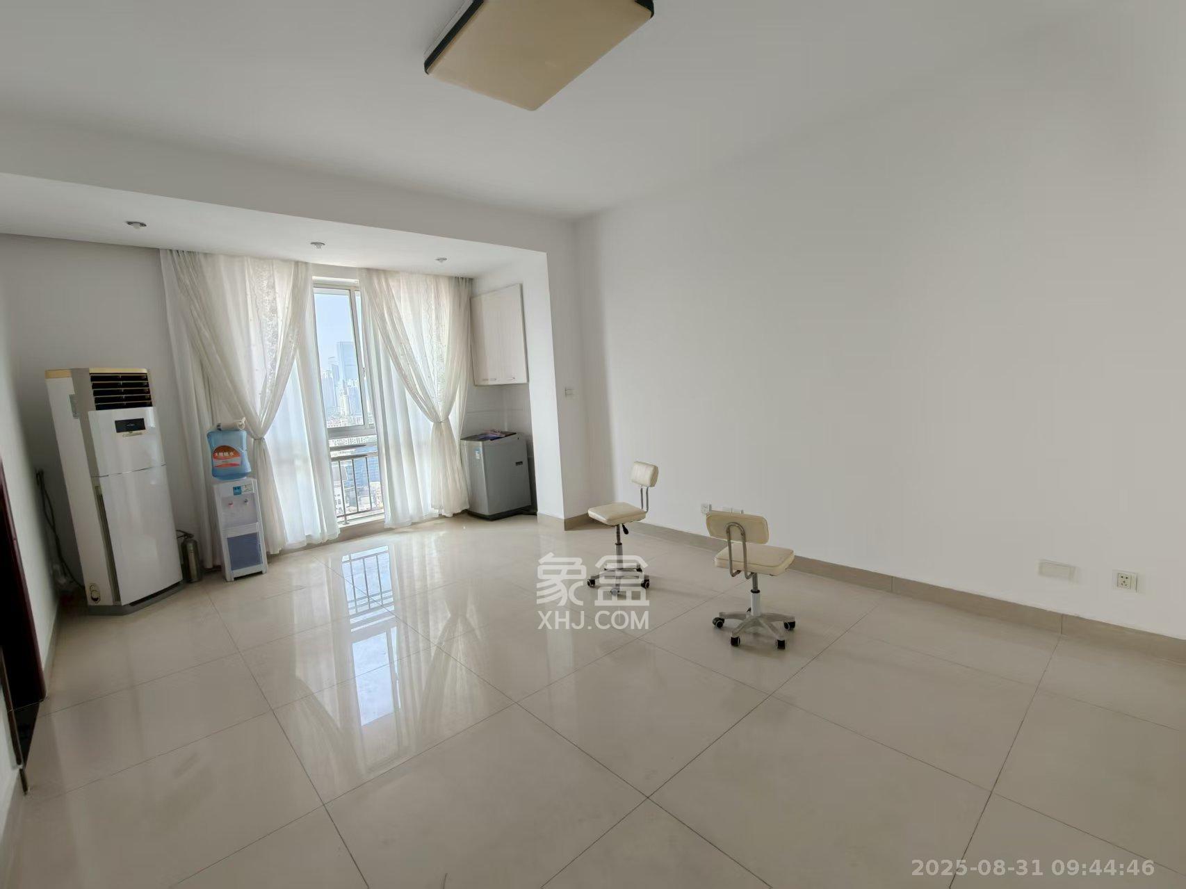 君临国际  2室1厅1卫    3800.0元/月 君临国际  2室1厅1卫    3800.0元/月室内图1