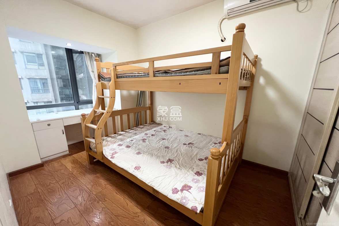 恒基凯旋门一二期 2室2厅1卫 2100.0元/月 恒基凯旋门一二期 2室2厅1卫 2100.0元/月室内图