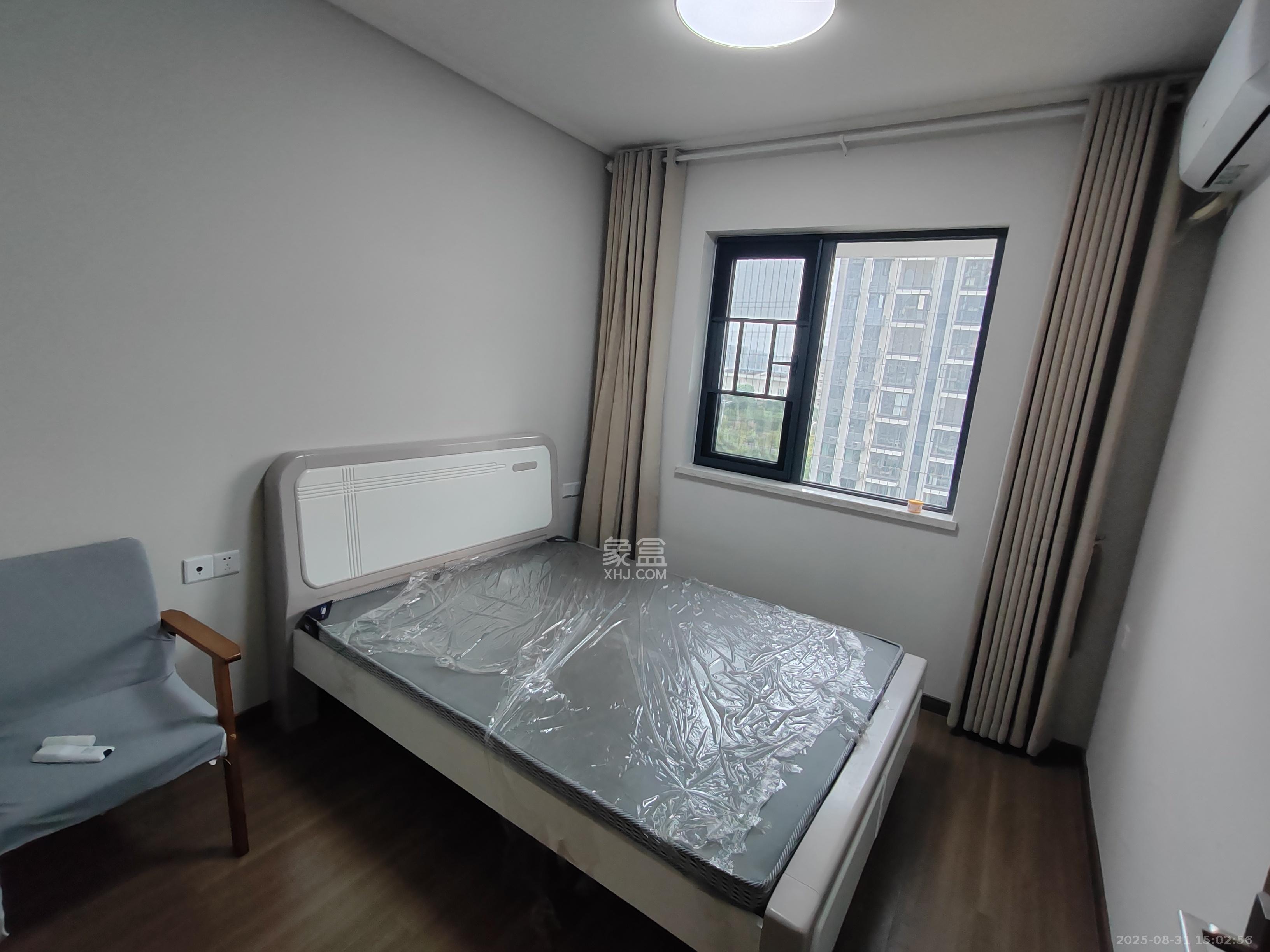 保利恒伟时光印象  4室2厅2卫    2600.0元/月室内图