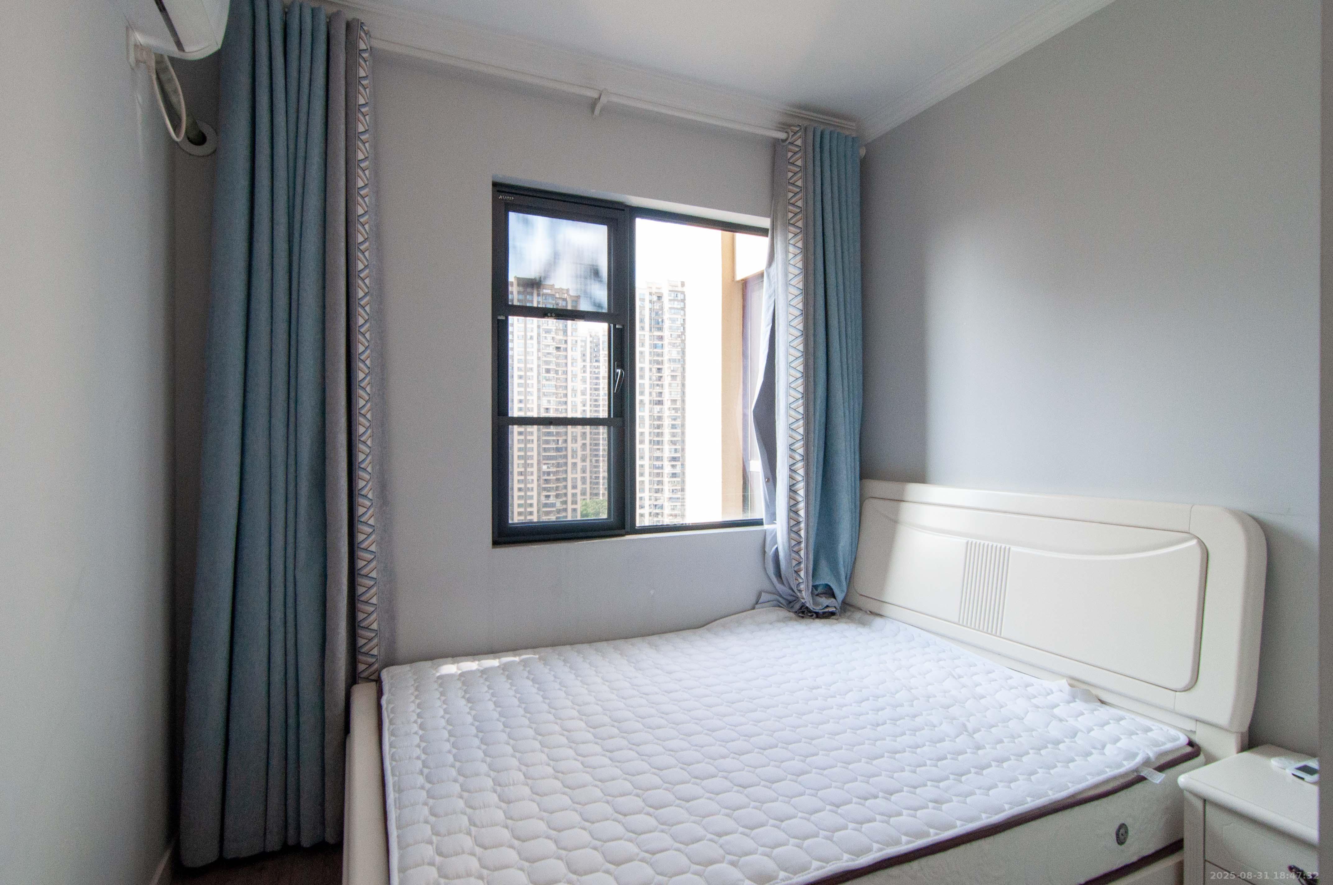 中建梅溪湖中心 4室2厅2卫 188.0万 中建梅溪湖中心 4室2厅2卫 188.0万其他