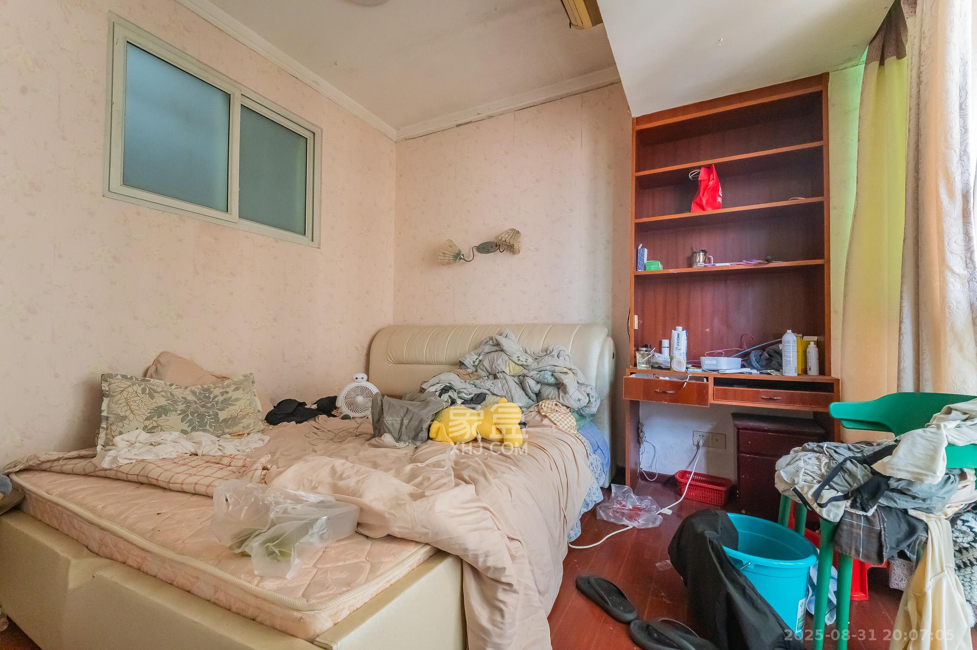 广泰家园 2室1厅1卫 26.5万 广泰家园 2室1厅1卫 26.5万卧室