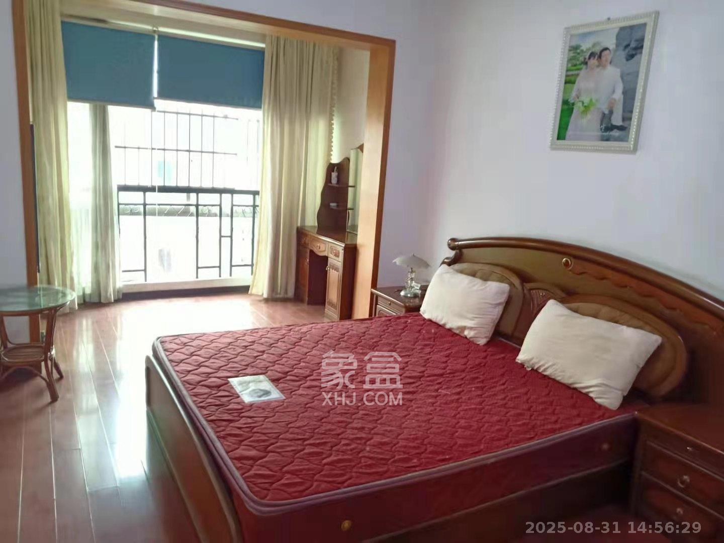 中南汽车世界 3室2厅2卫 1200.0元/月 中南汽车世界 3室2厅2卫 1200.0元/月室内图