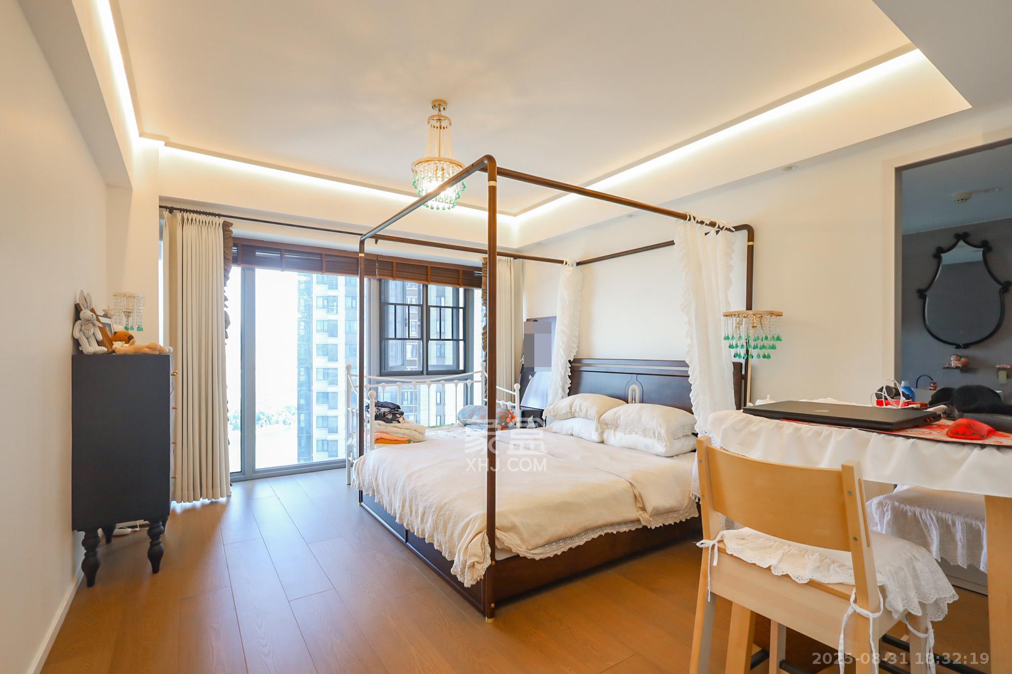 保利天禧C区  4室2厅4卫    650.0万 保利天禧C区  4室2厅4卫    650.0万卧室