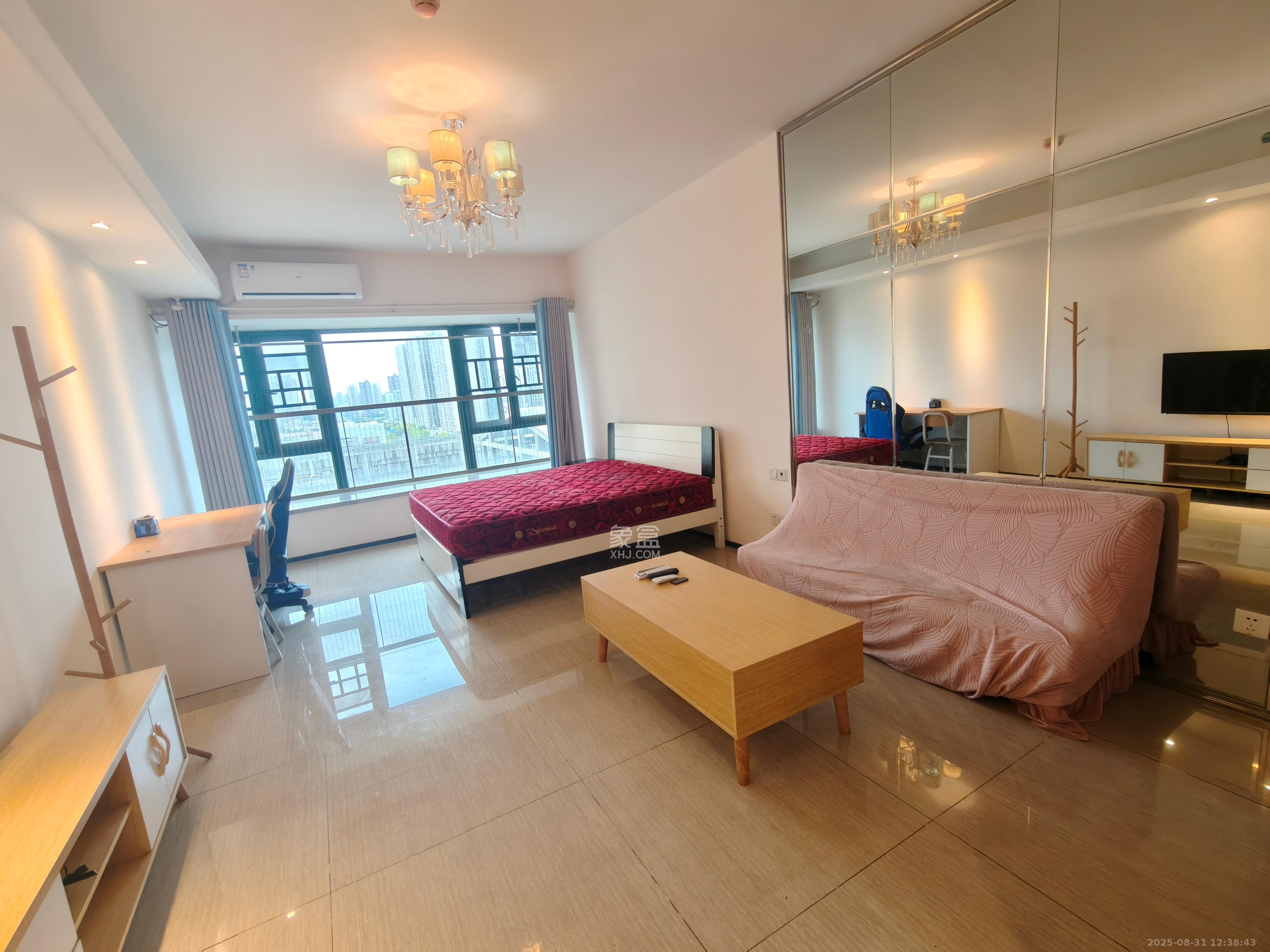 恒大翡翠华庭  1室1厅1卫    1400.0元/月 恒大翡翠华庭  1室1厅1卫    1400.0元/月室内图