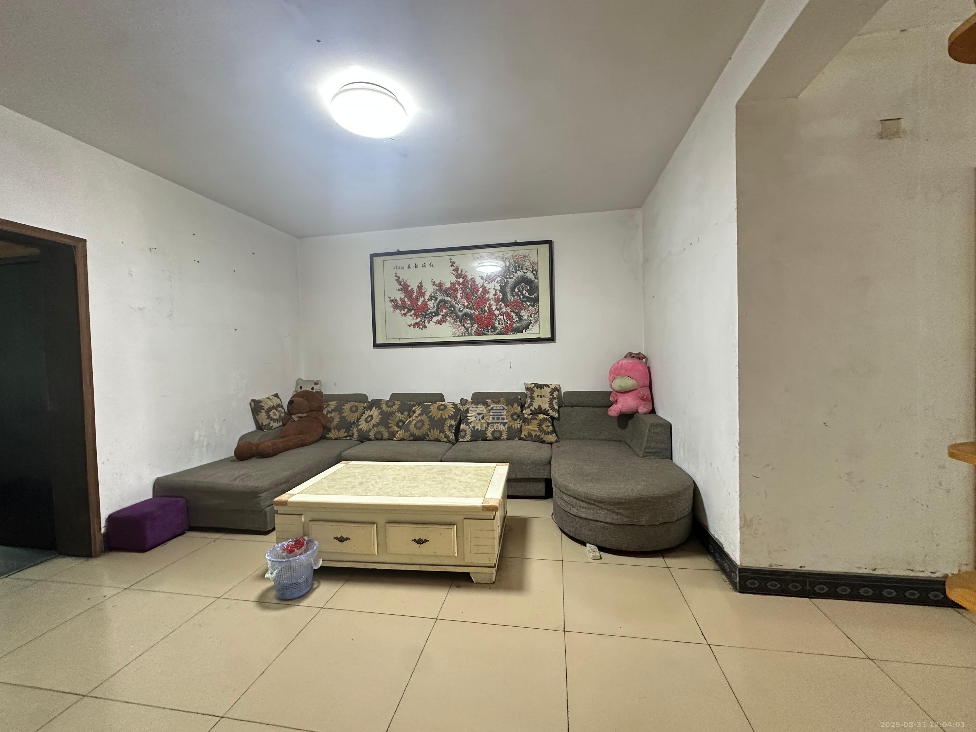 中南汽车世界 2室2厅1卫 1000.0元/月 中南汽车世界 2室2厅1卫 1000.0元/月室内图