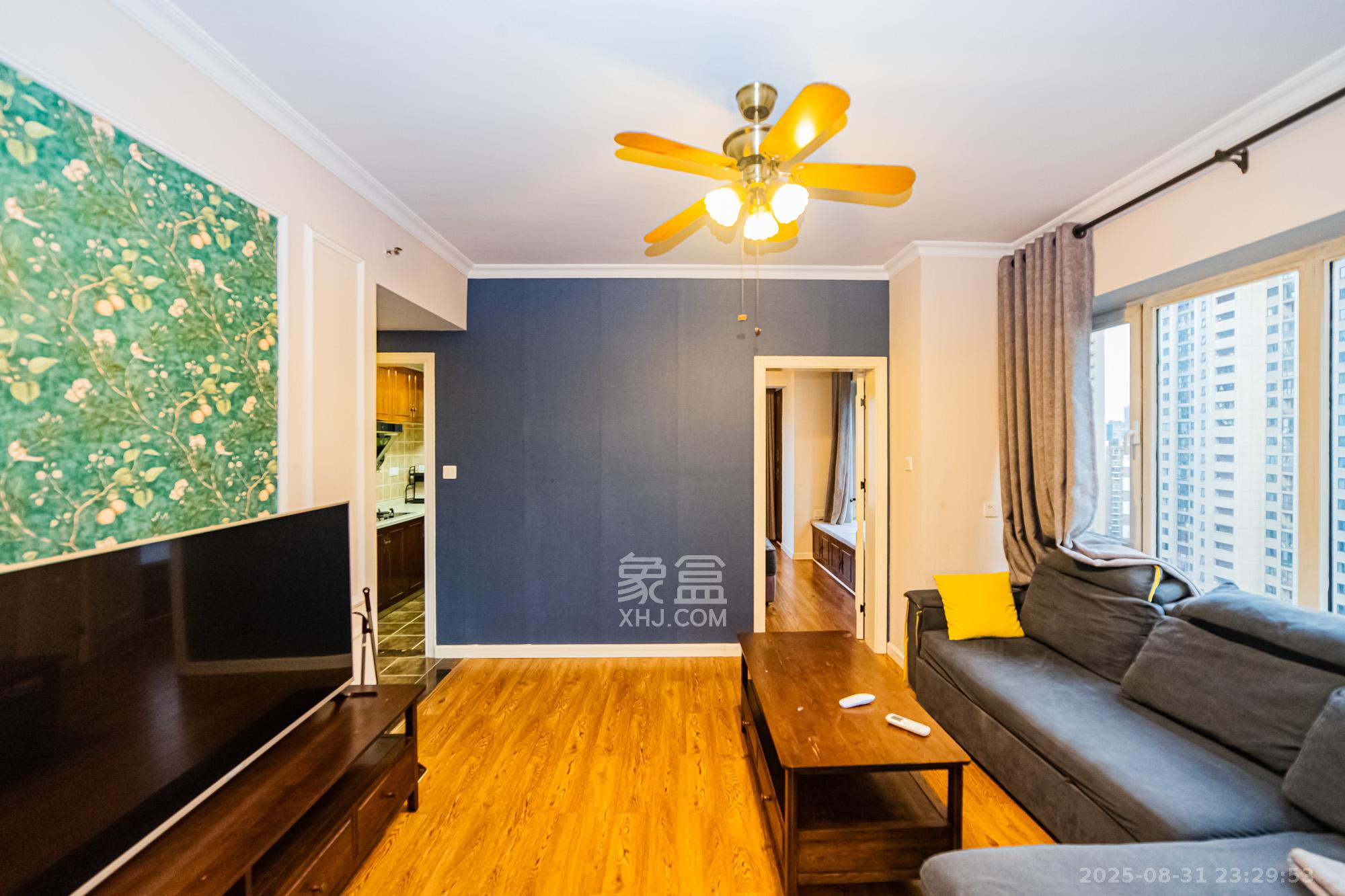 北辰三角洲E3区  1室1厅1卫    75.0万 北辰三角洲E3区  1室1厅1卫    75.0万客厅