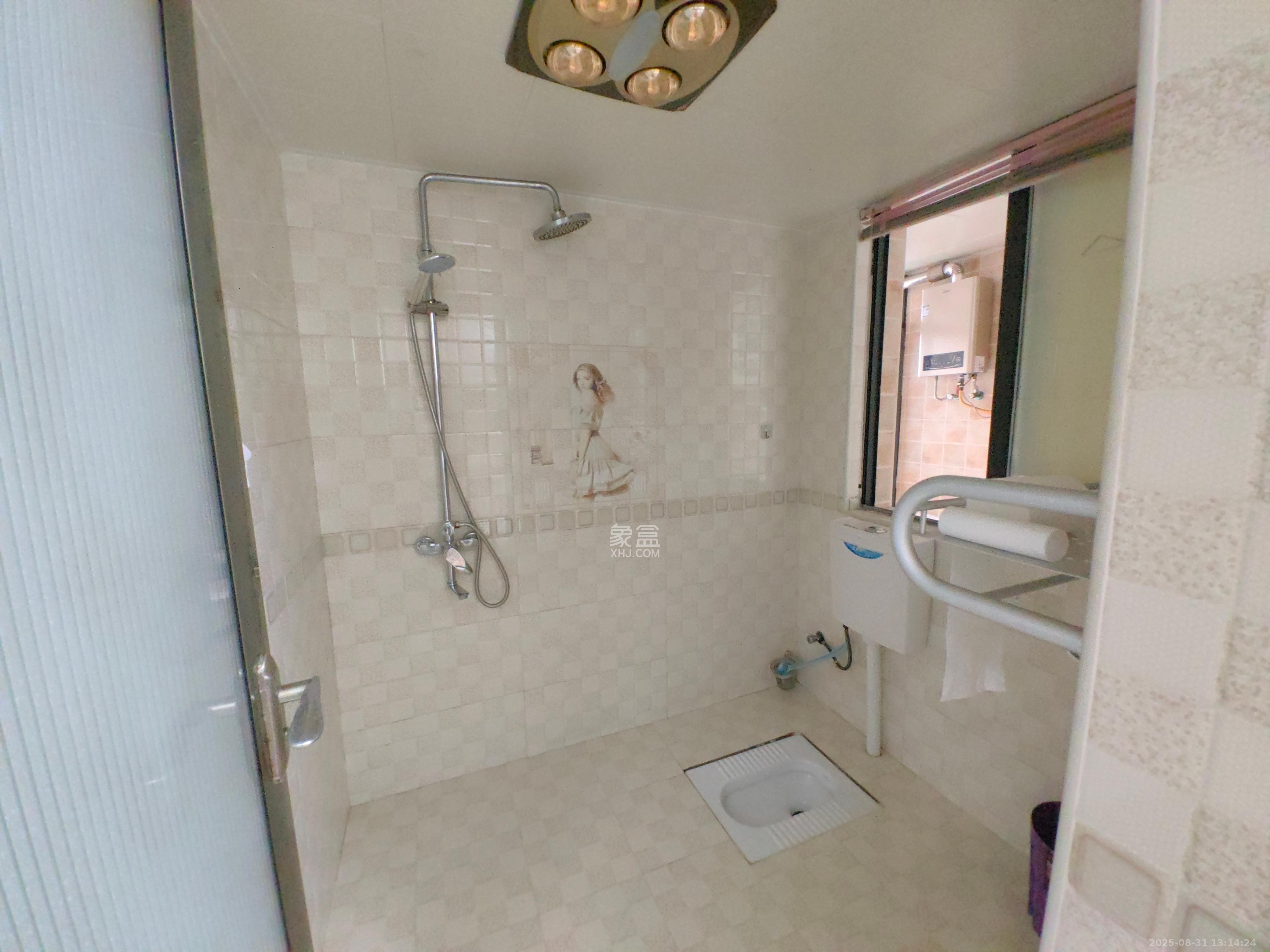 三一街区  1室1厅1卫   1700.00元/月室内图