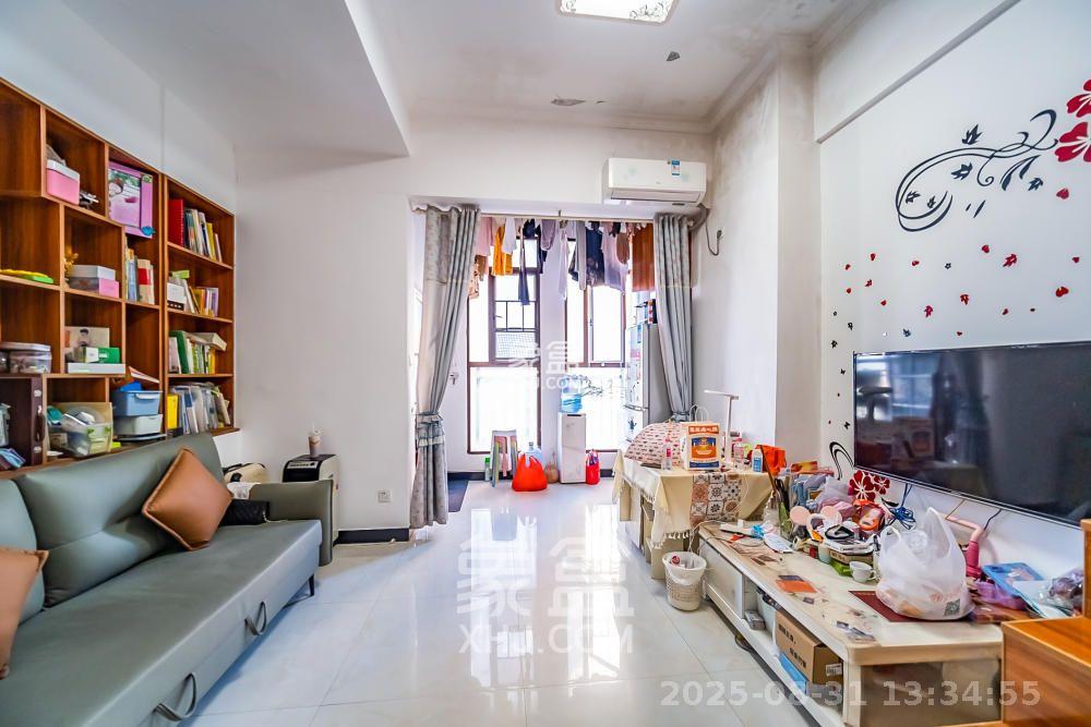 湖湾世景  1室1厅1卫    1200.0元/月室内图