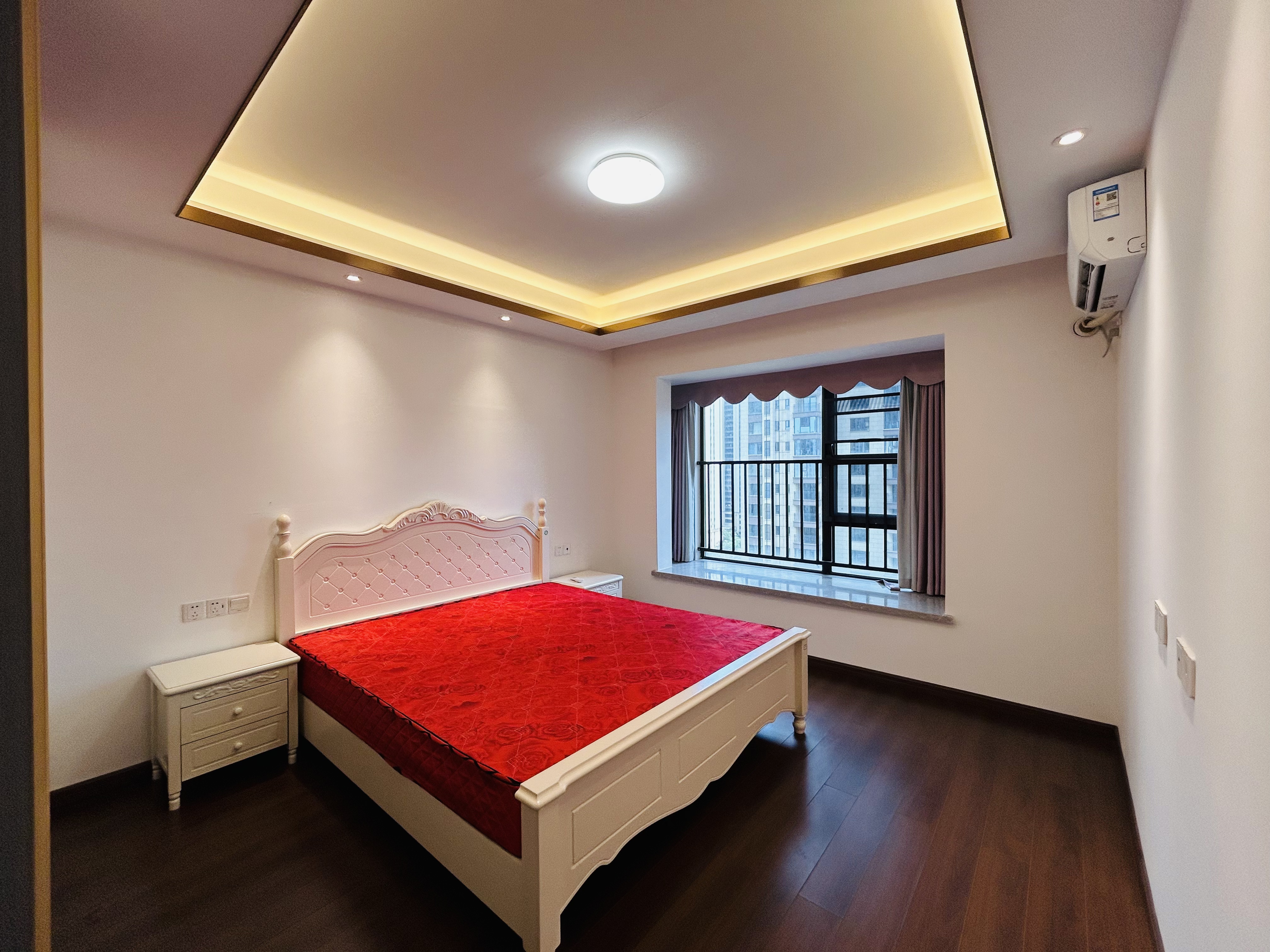 荣盛碧桂园铂悦府  3室2厅2卫    2200.0元/月 荣盛碧桂园铂悦府  3室2厅2卫    2200.0元/月室内图