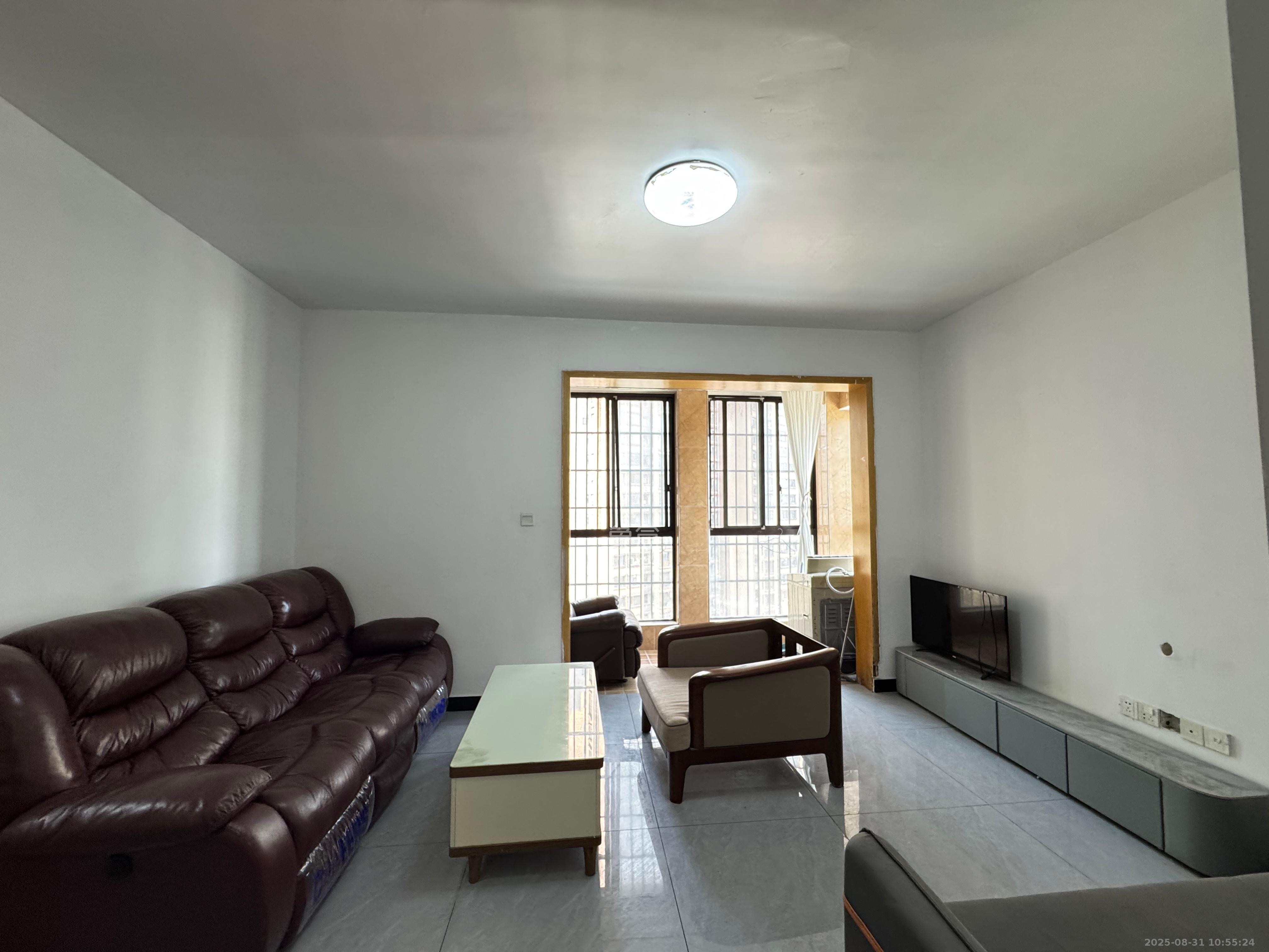 爱琴海岸 2室2厅1卫 1600.0元/月 爱琴海岸 2室2厅1卫 1600.0元/月室内图