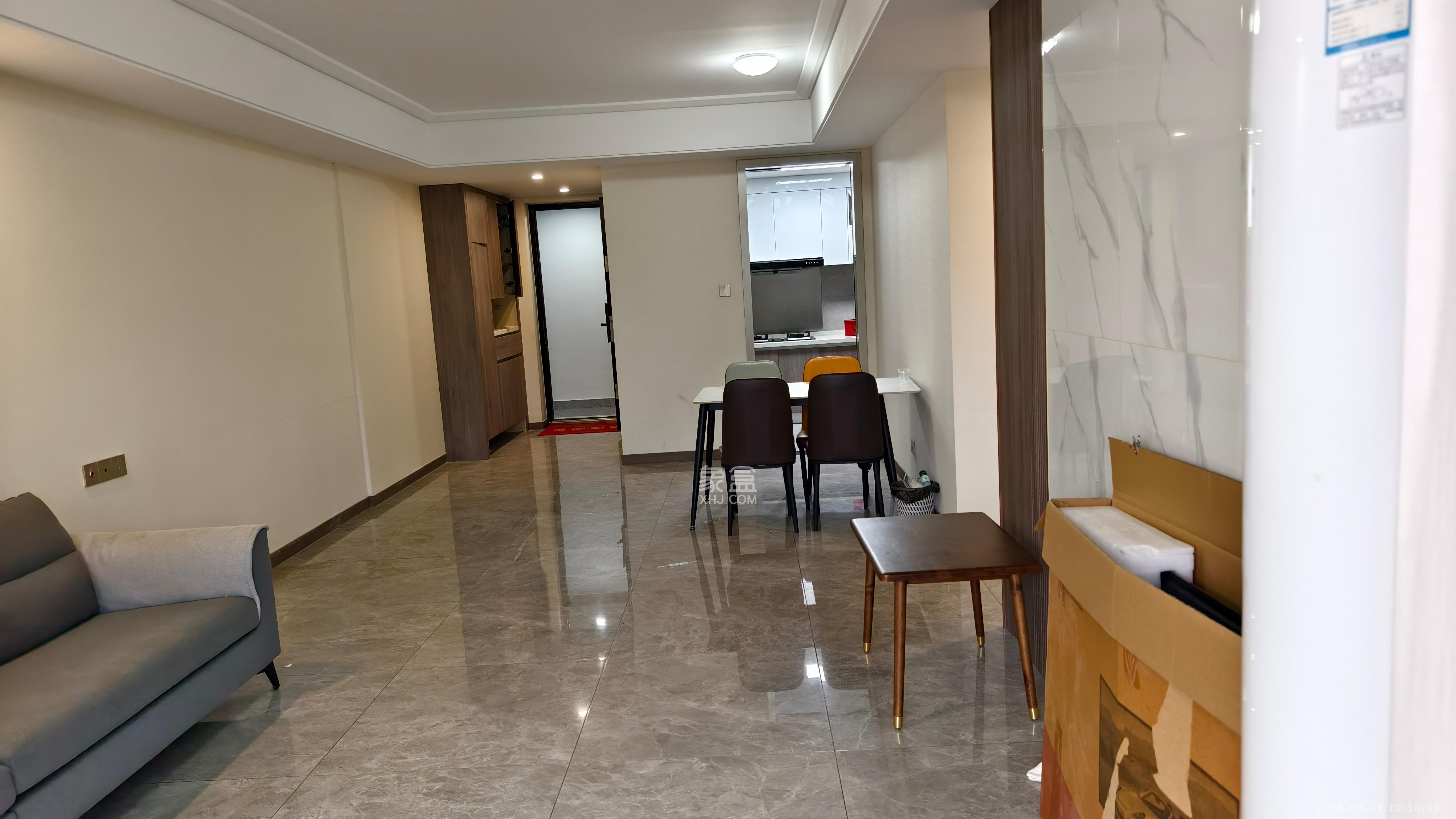 梦想枫林湾  3室2厅2卫    3200.0元/月 梦想枫林湾  3室2厅2卫    3200.0元/月室内图1