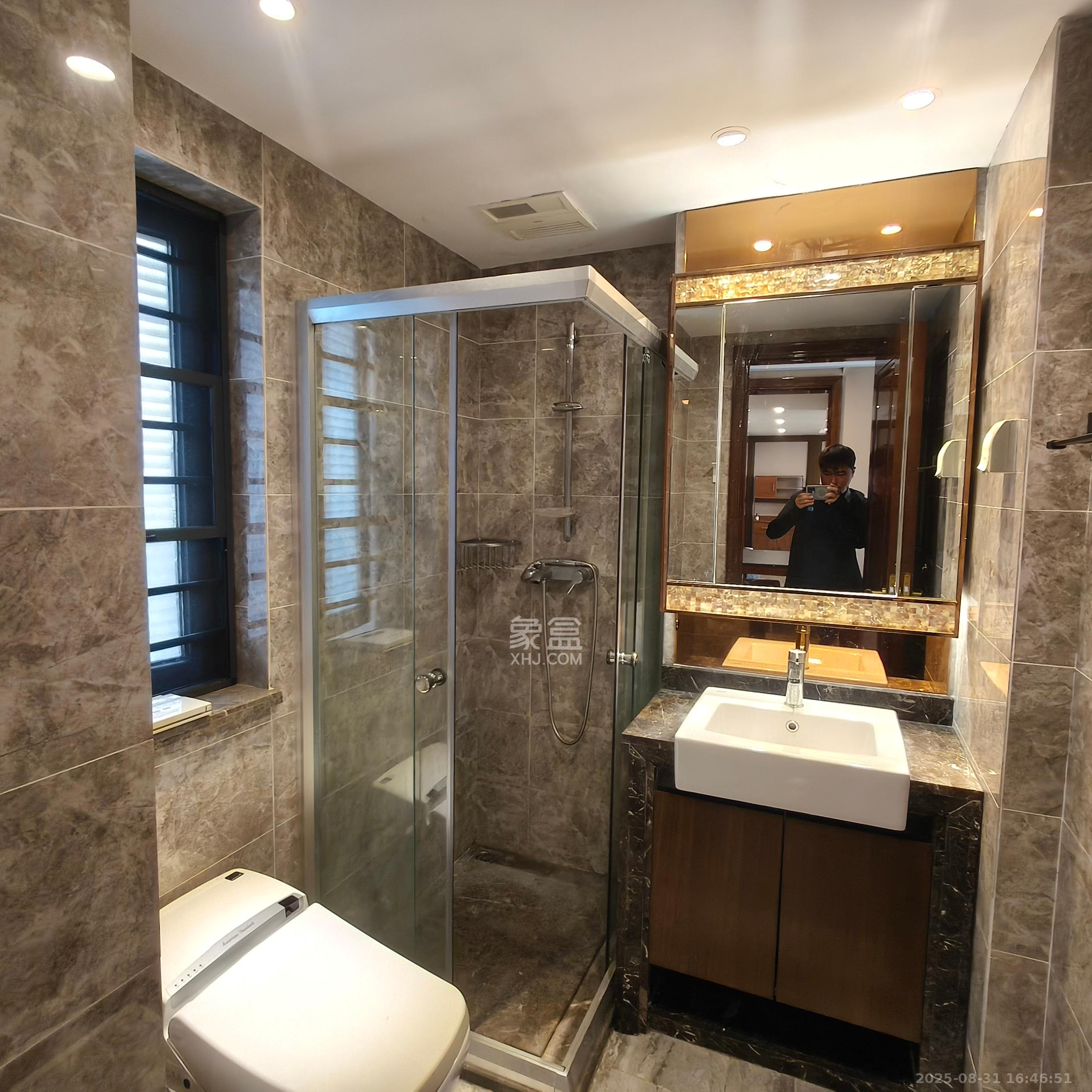 恒大御景天下城一期 3室2厅2卫 2700.0元/月 恒大御景天下城一期 3室2厅2卫 2700.0元/月室内图