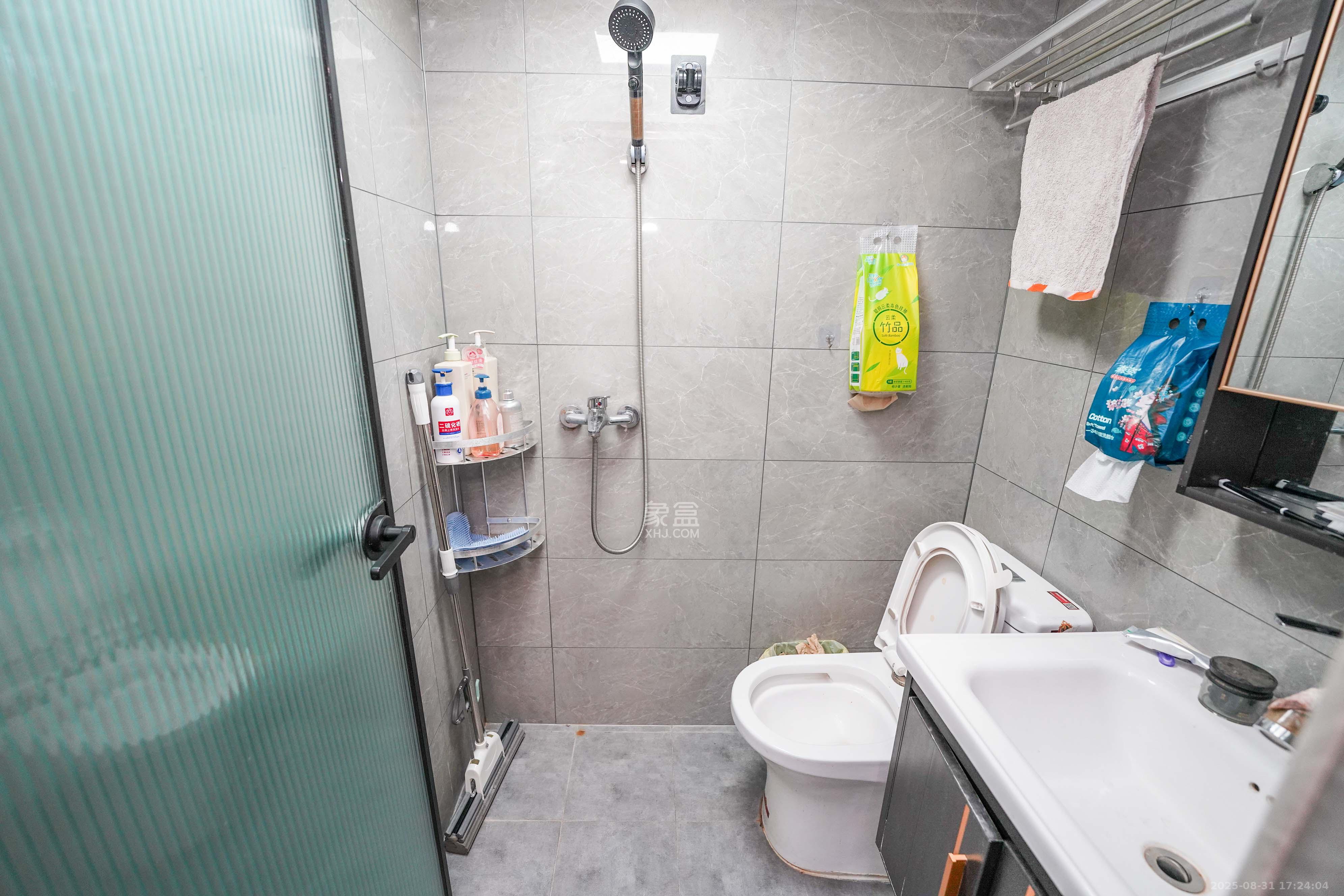 金地铂悦  2室2厅2卫    22.8万其他