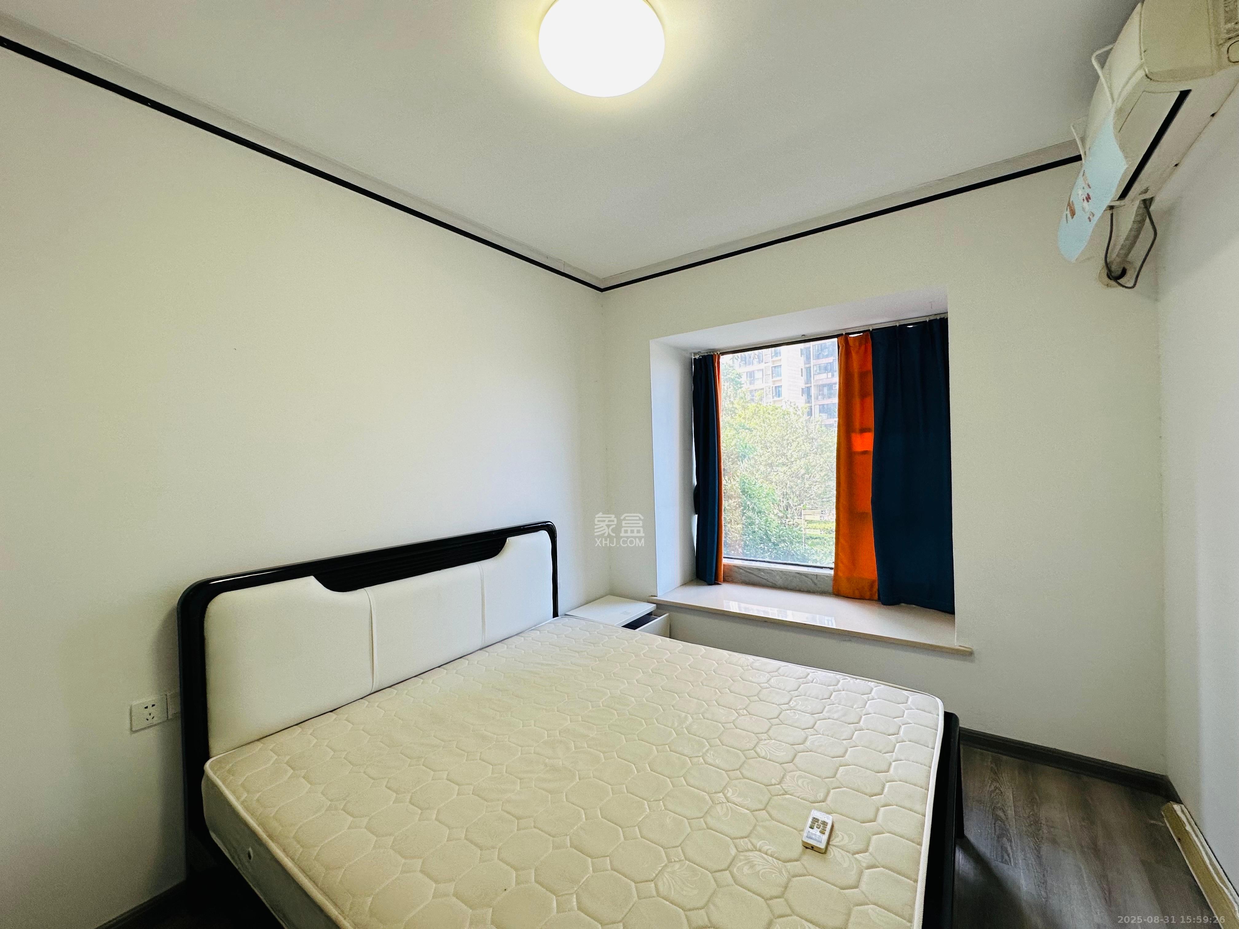 佳兆业云顶梅溪湖(佳兆业梅溪荟)  4室2厅2卫    3500.0元/月 佳兆业云顶梅溪湖(佳兆业梅溪荟)  4室2厅2卫    3500.0元/月室内图