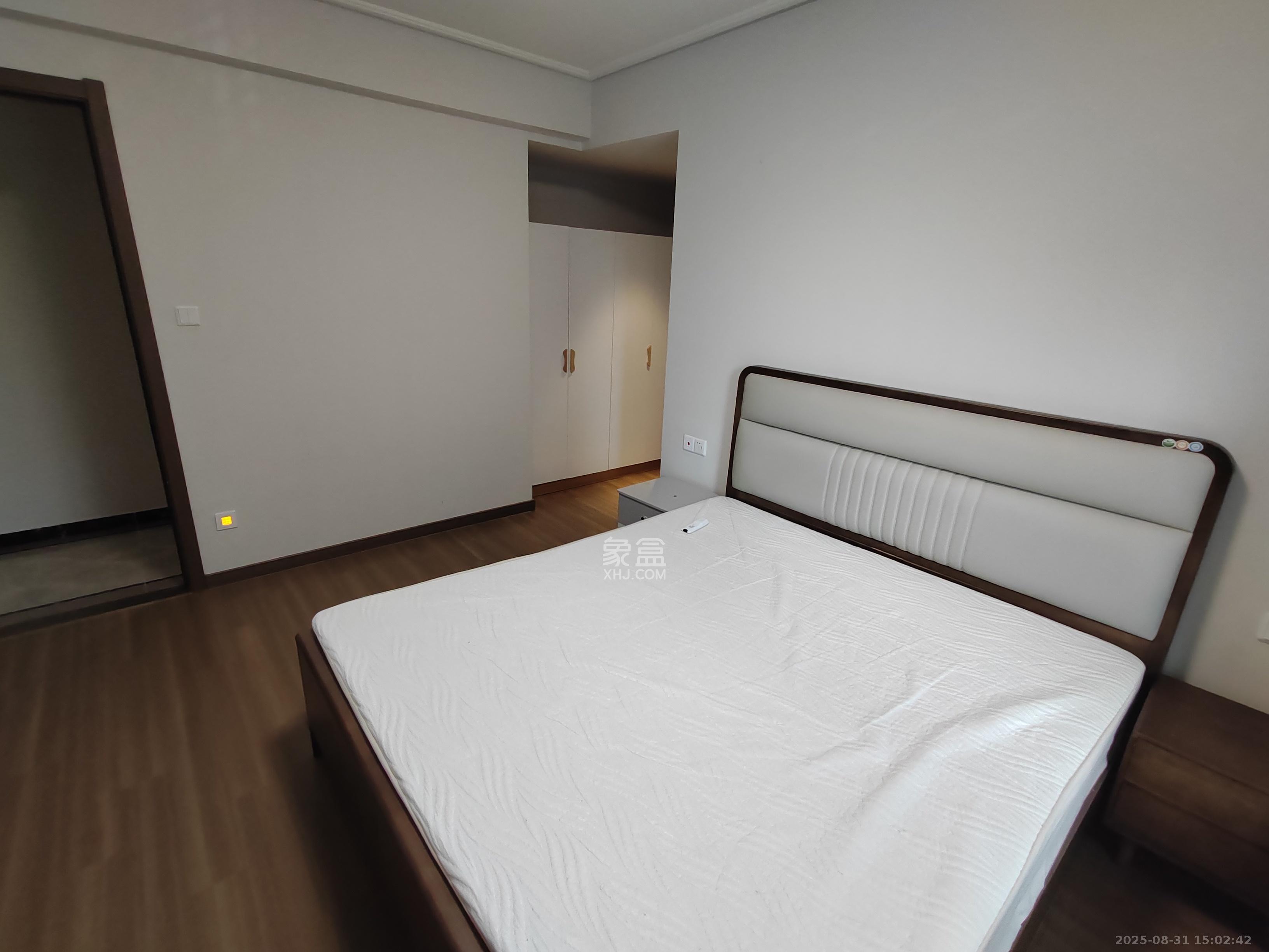 保利恒伟时光印象 4室2厅2卫 2600.0元/月 保利恒伟时光印象 4室2厅2卫 2600.0元/月室内图