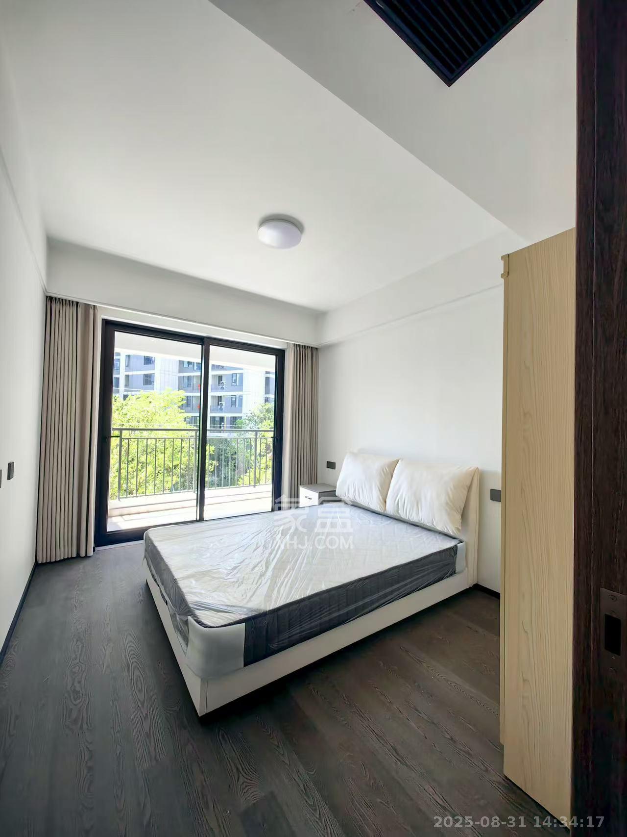 万科森林公园  4室2厅2卫    4000.0元/月 万科森林公园  4室2厅2卫    4000.0元/月室内图