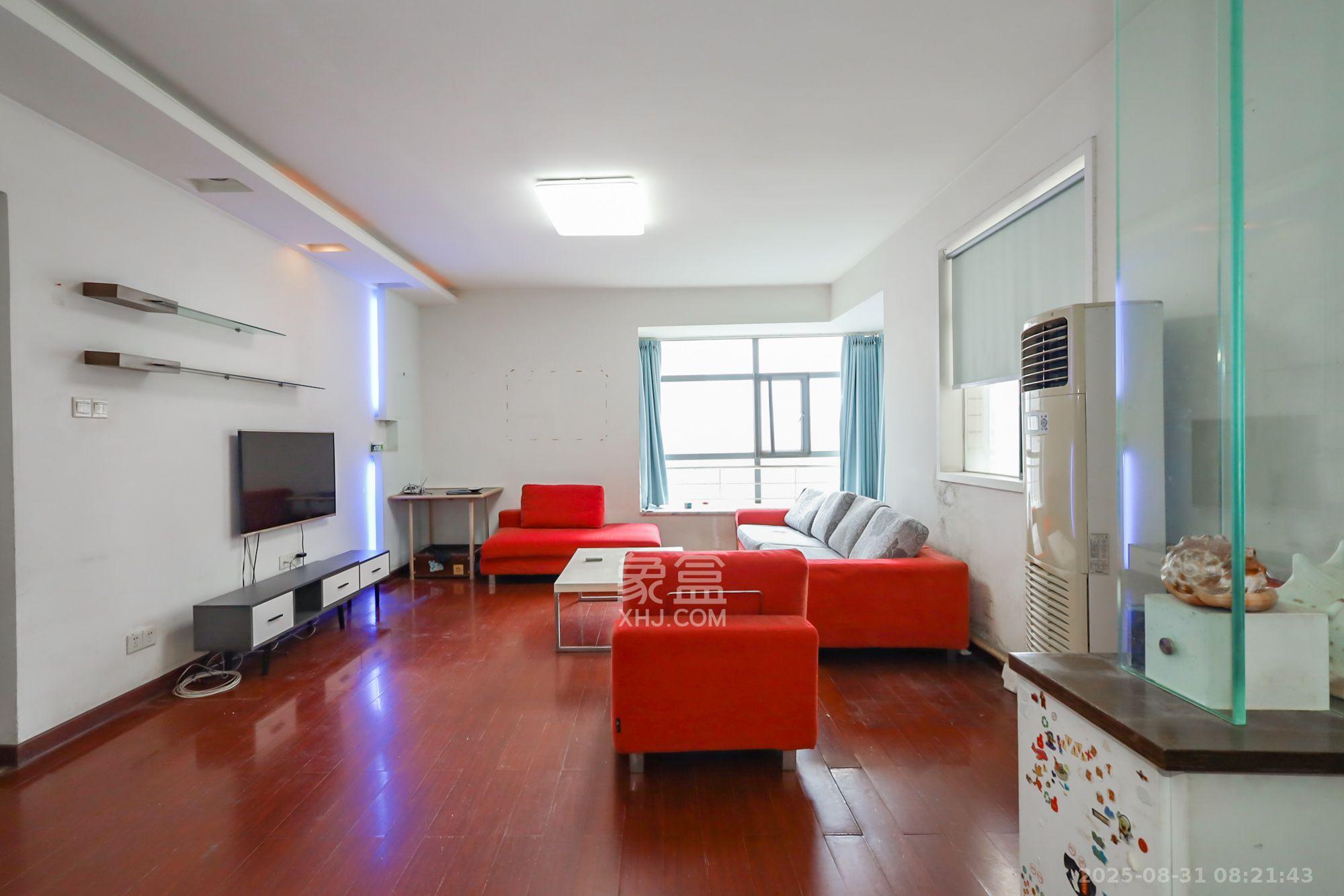 沁园春 3室2厅2卫 3200.0元/月 沁园春 3室2厅2卫 3200.0元/月室内图