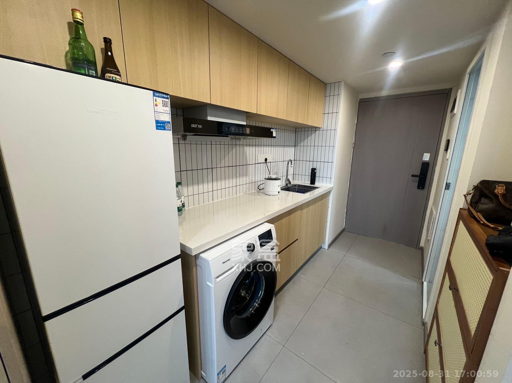 藏珑湖上公馆  2室2厅1卫    3000.0元/月室内图