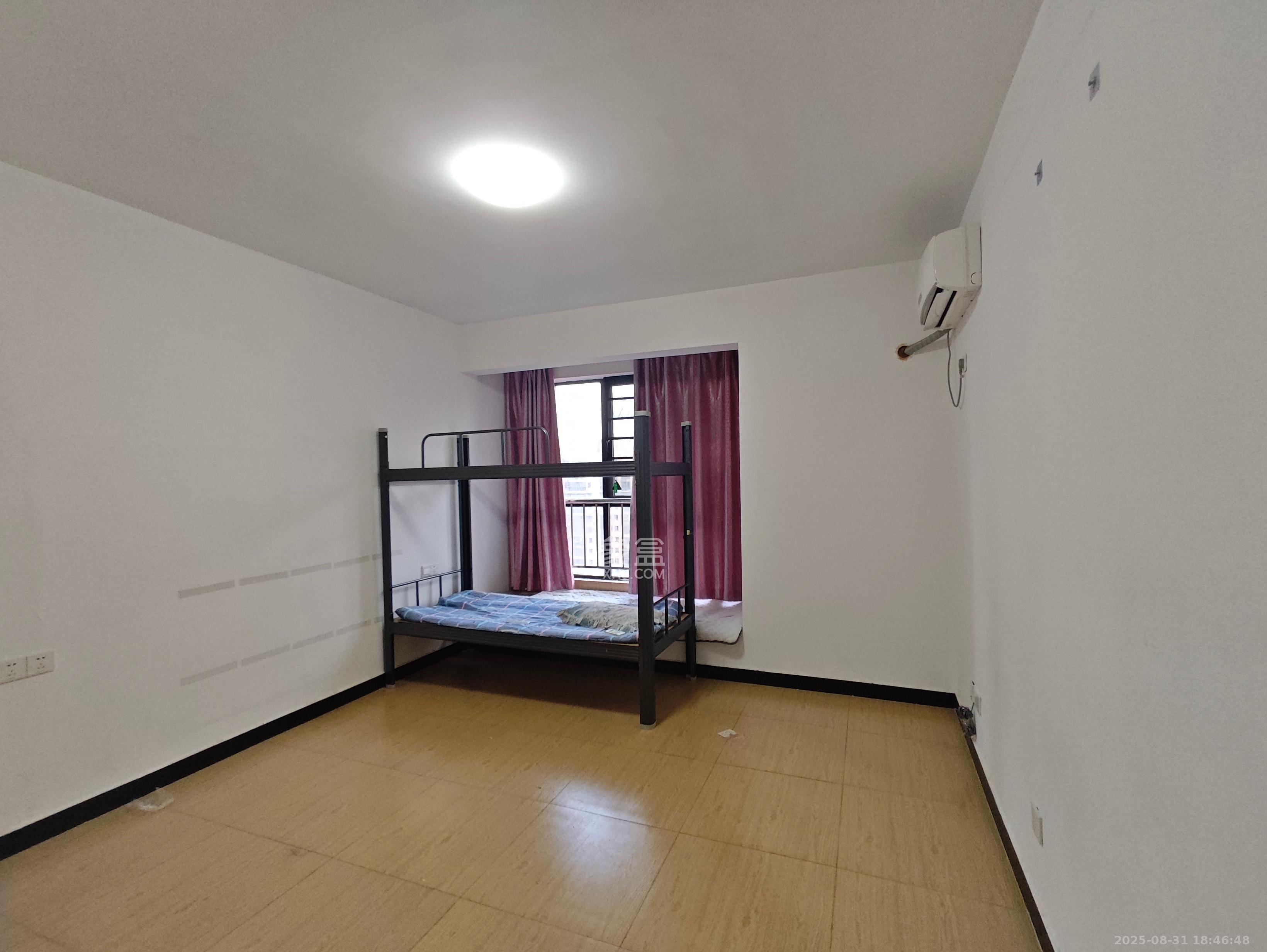 长大卧琥  3室2厅2卫    2800.0元/月 长大卧琥  3室2厅2卫    2800.0元/月室内图