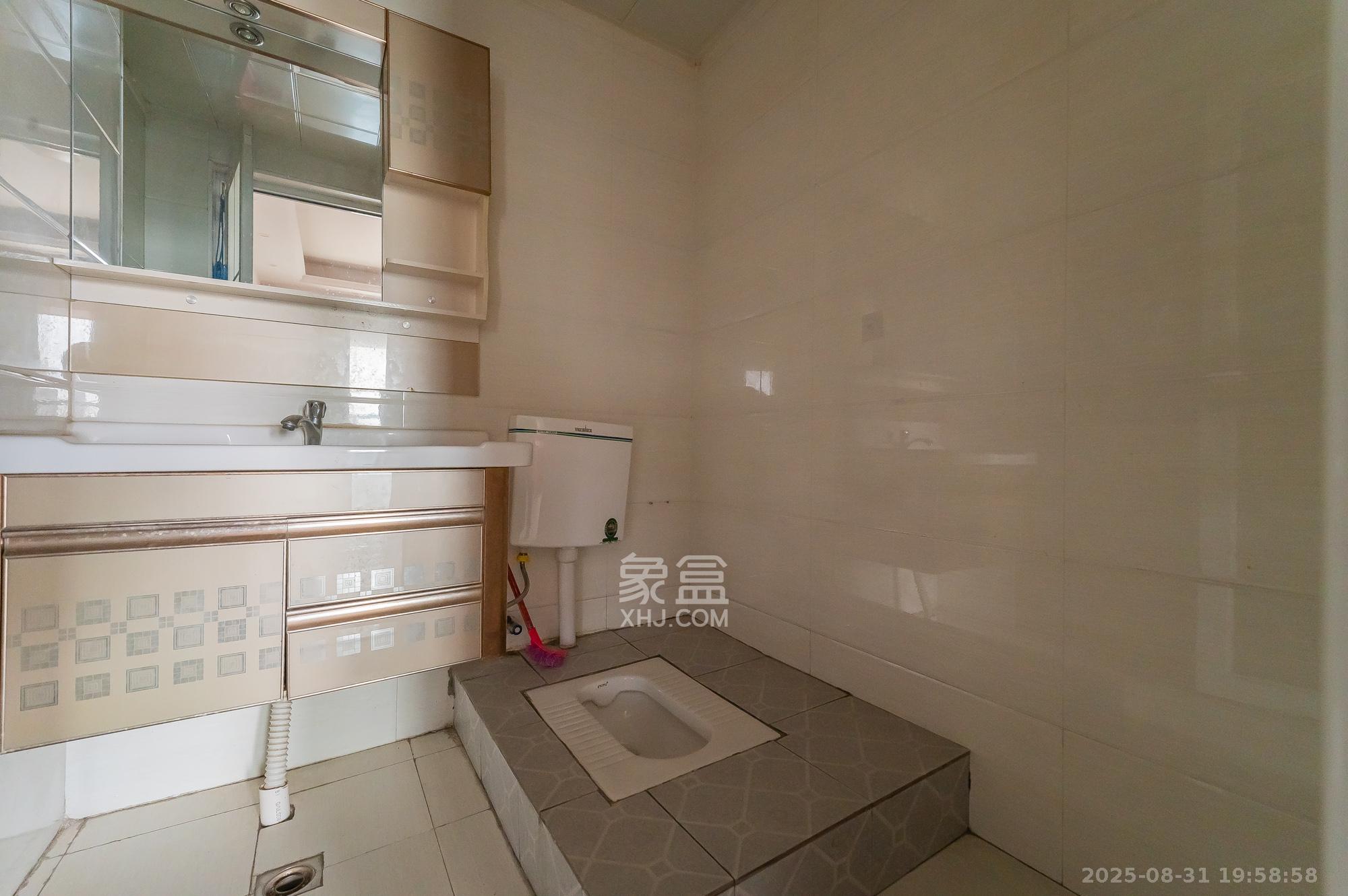 尚城 4室2厅1卫 70.5万 尚城 4室2厅1卫 70.5万其他