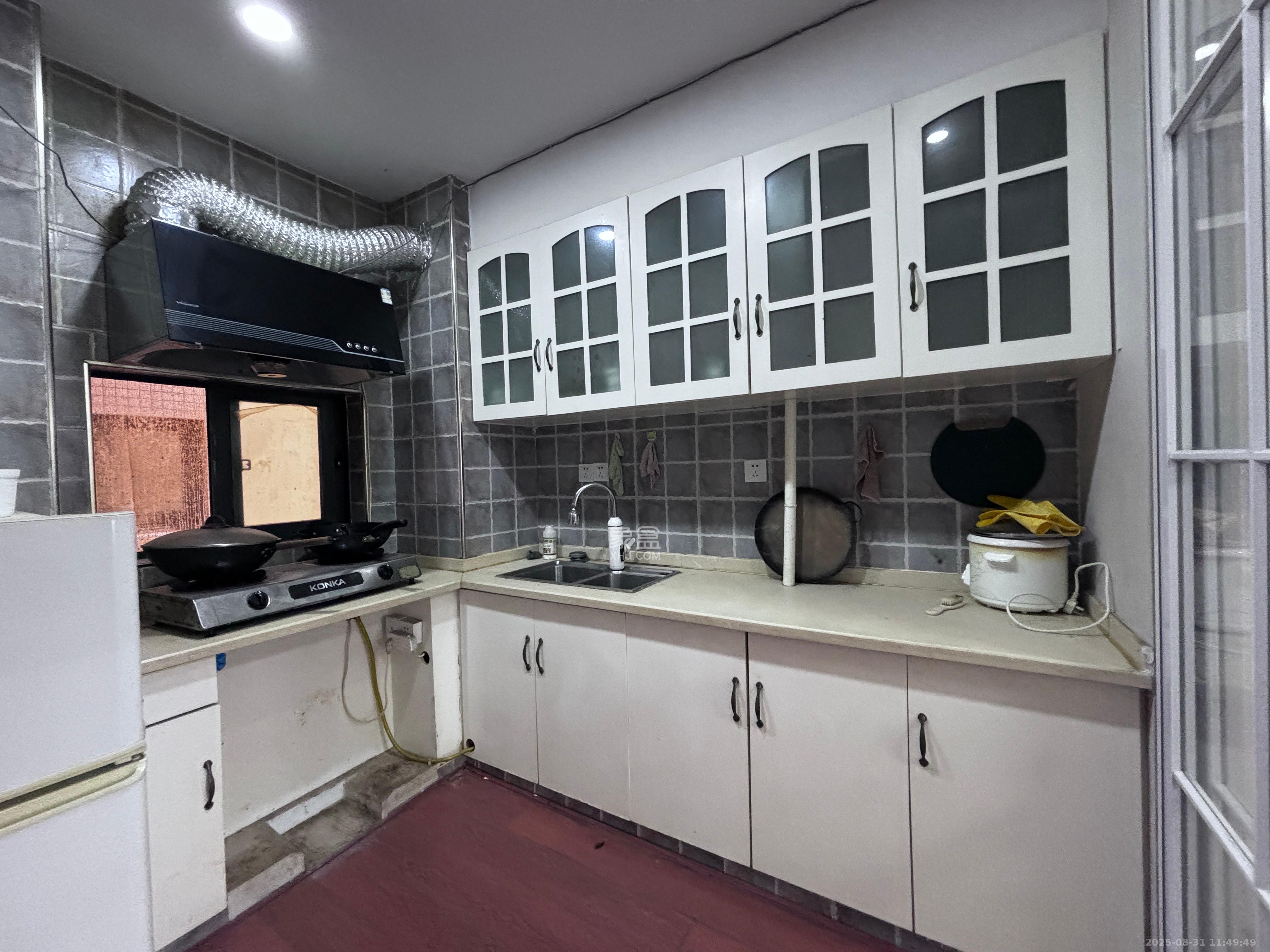 上峰苑(兰亭玥岛) 1室1厅1卫 2100.0元/月 上峰苑(兰亭玥岛) 1室1厅1卫 2100.0元/月室内图