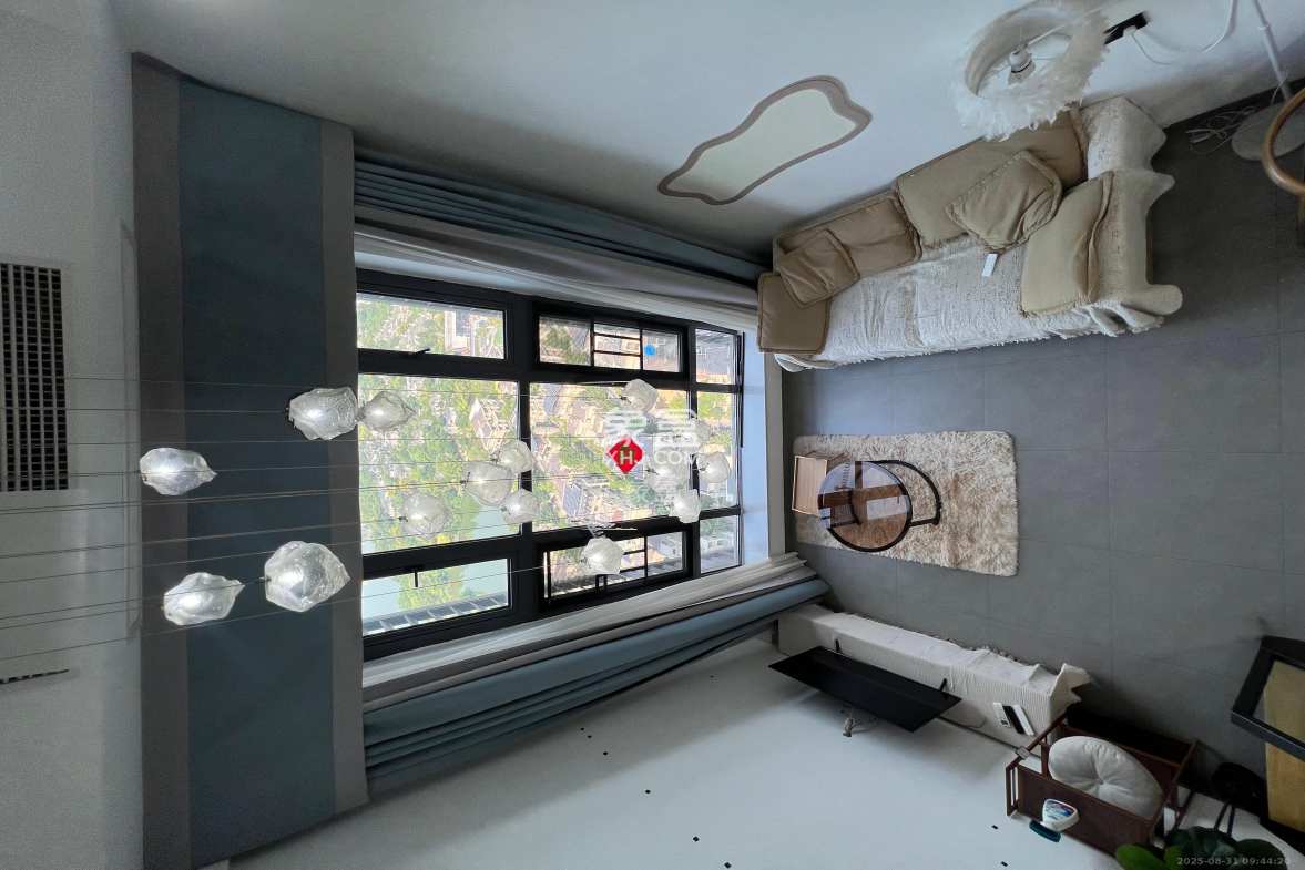 藏珑湖上公馆  1室1厅1卫    2700.0元/月 藏珑湖上公馆  1室1厅1卫    2700.0元/月室内图