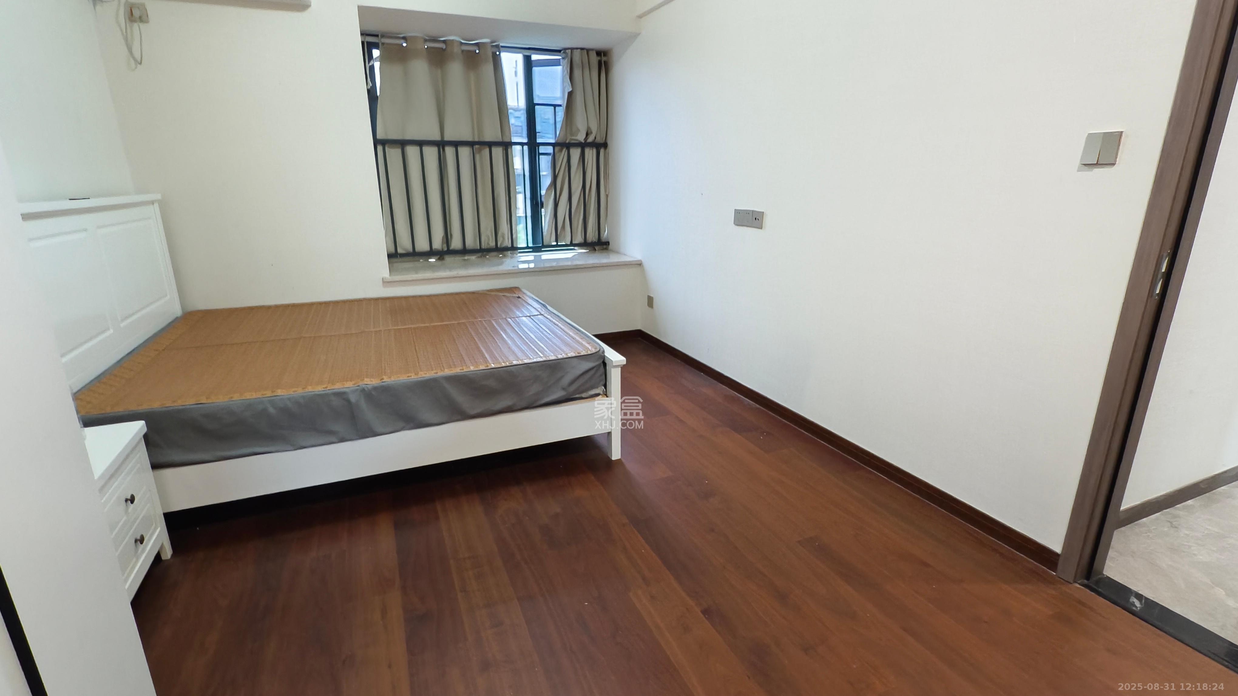 梦想枫林湾  3室2厅2卫    3200.0元/月 梦想枫林湾  3室2厅2卫    3200.0元/月室内图