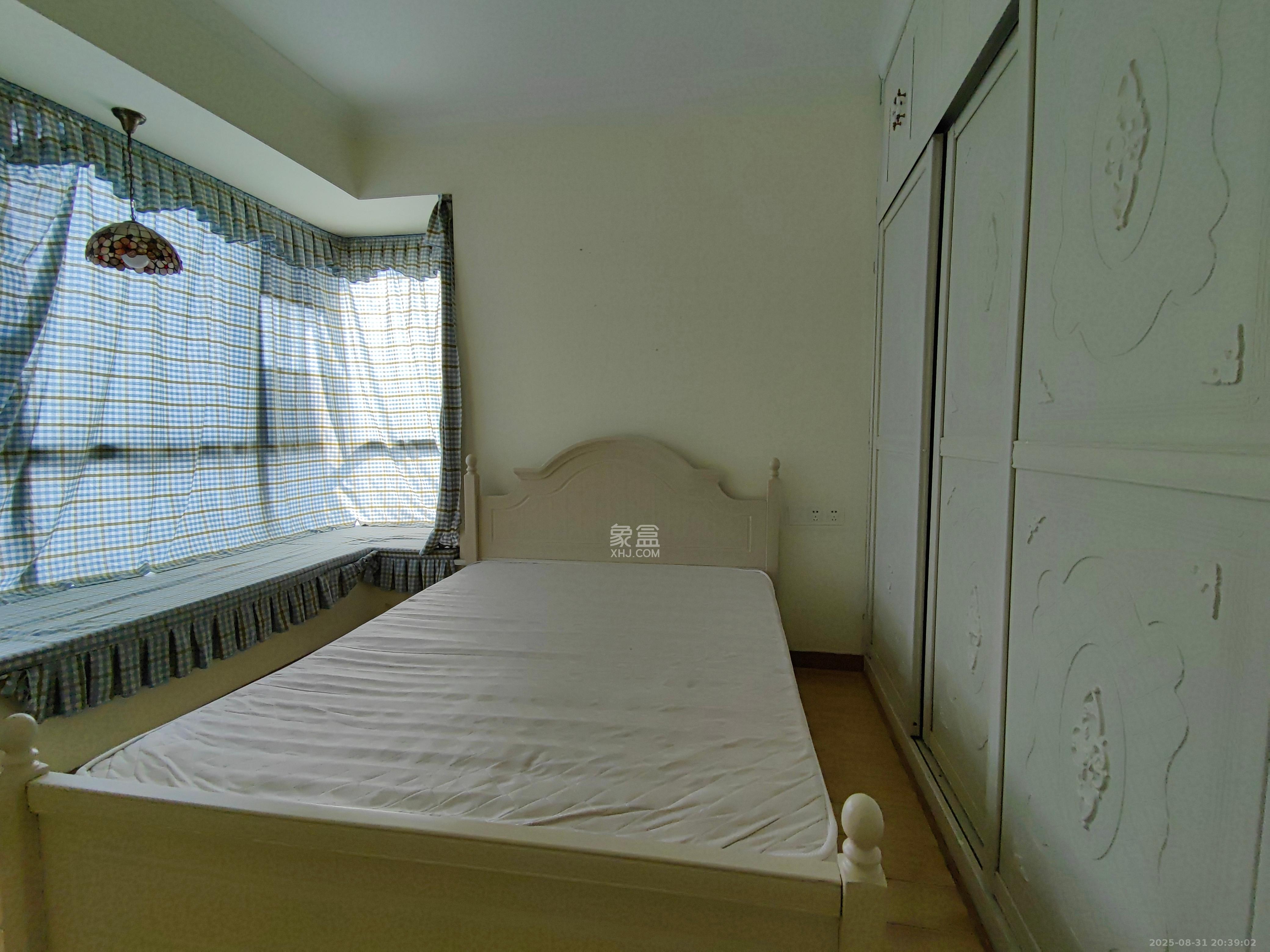 柏家塘小区  2室2厅2卫    1600.0元/月室内图