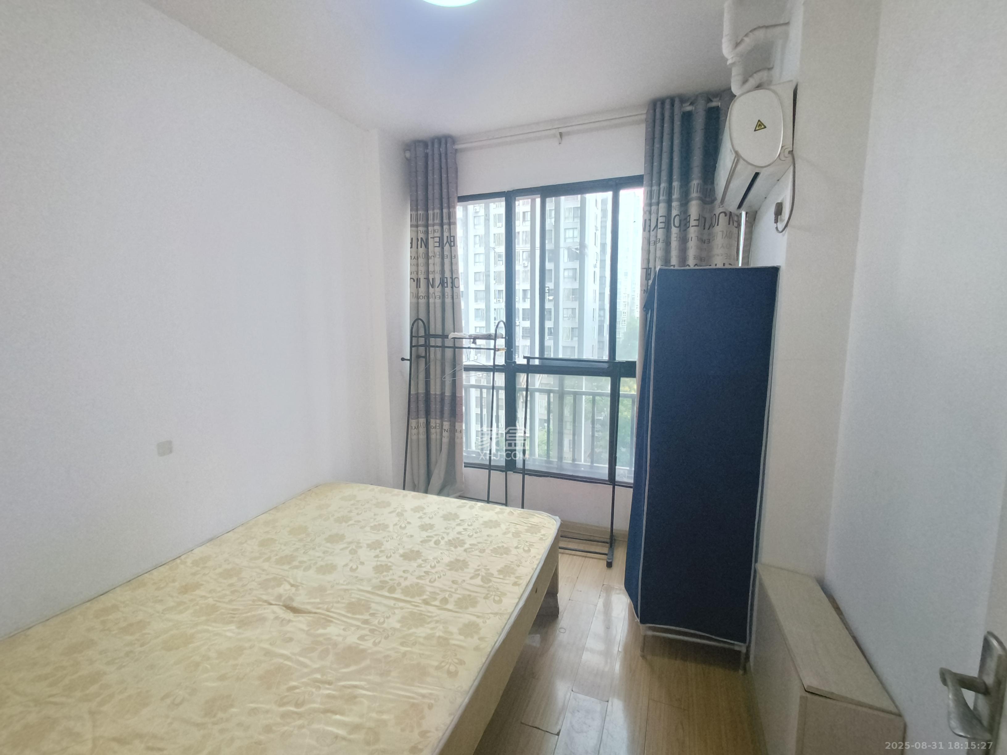 长大彩虹都  2室2厅1卫   1800.00元/月室内图