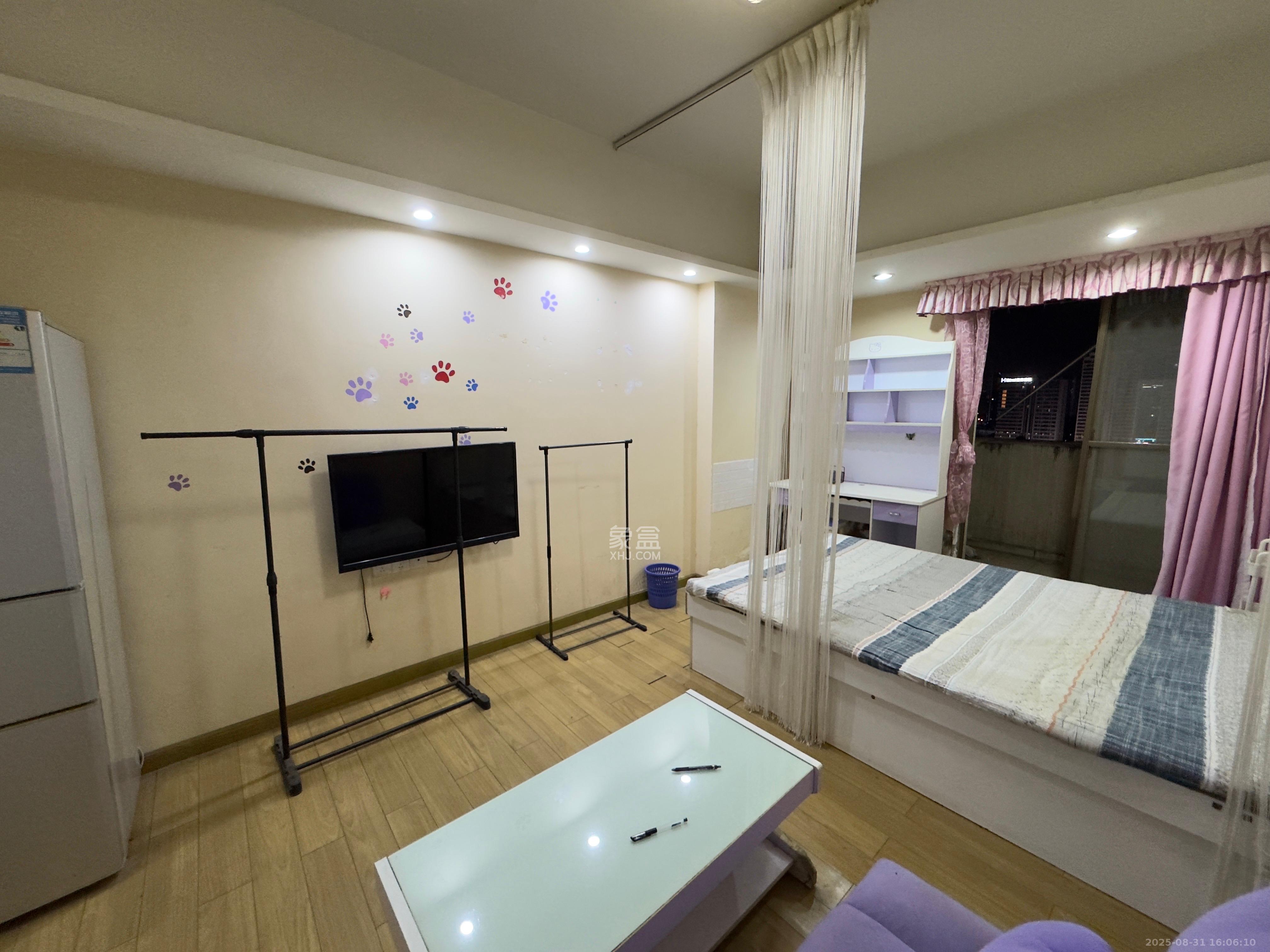 米兰春天 1室1厅1卫 1100.0元/月 米兰春天 1室1厅1卫 1100.0元/月室内图