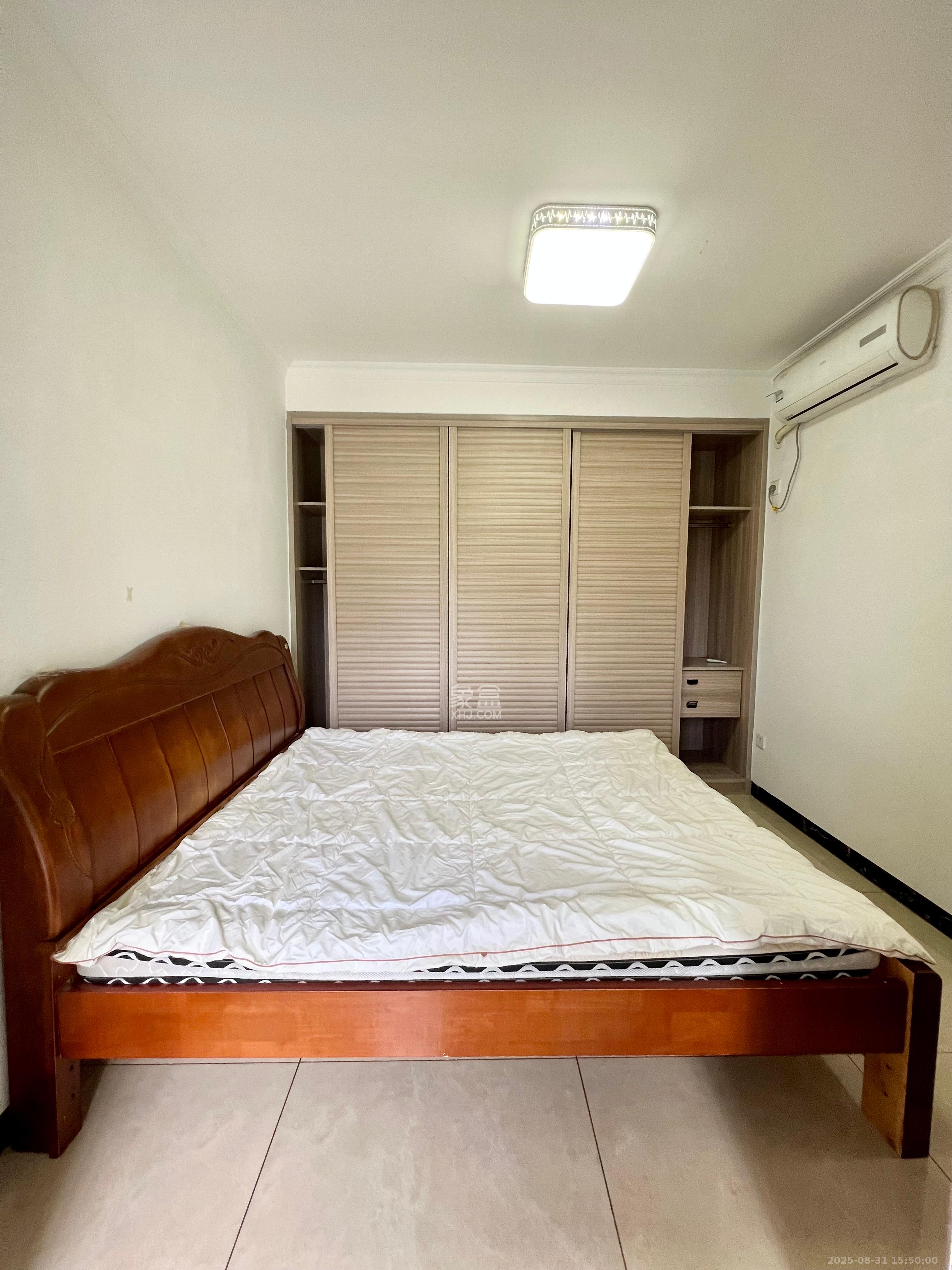 荷韵园 2室2厅1卫 1600.0元/月 荷韵园 2室2厅1卫 1600.0元/月室内图