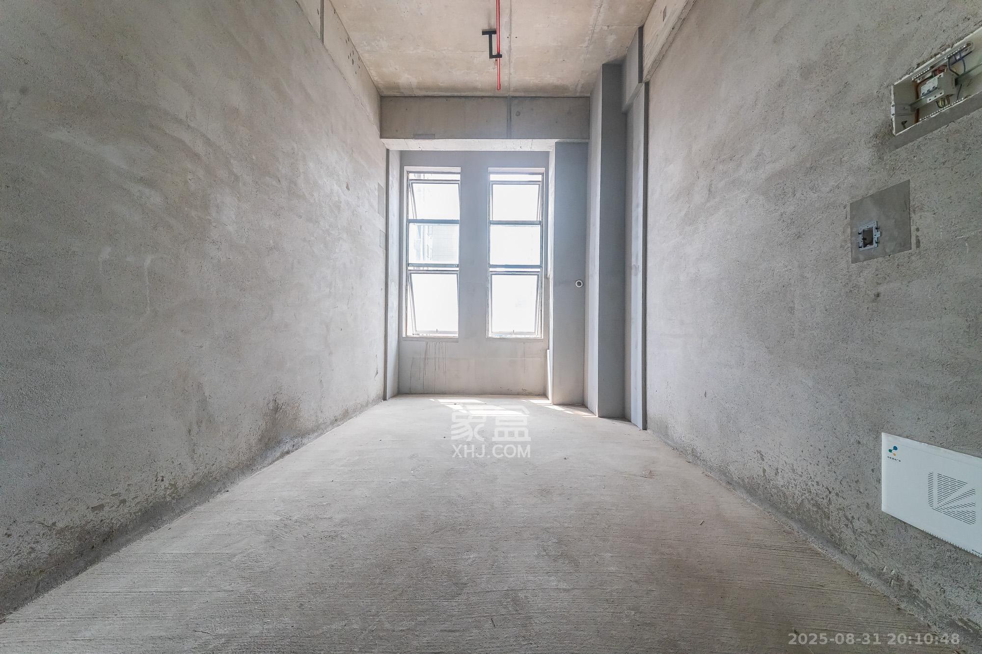 华润置地广场二期 1室1厅1卫 25.80万 华润置地广场二期 1室1厅1卫 25.80万客厅