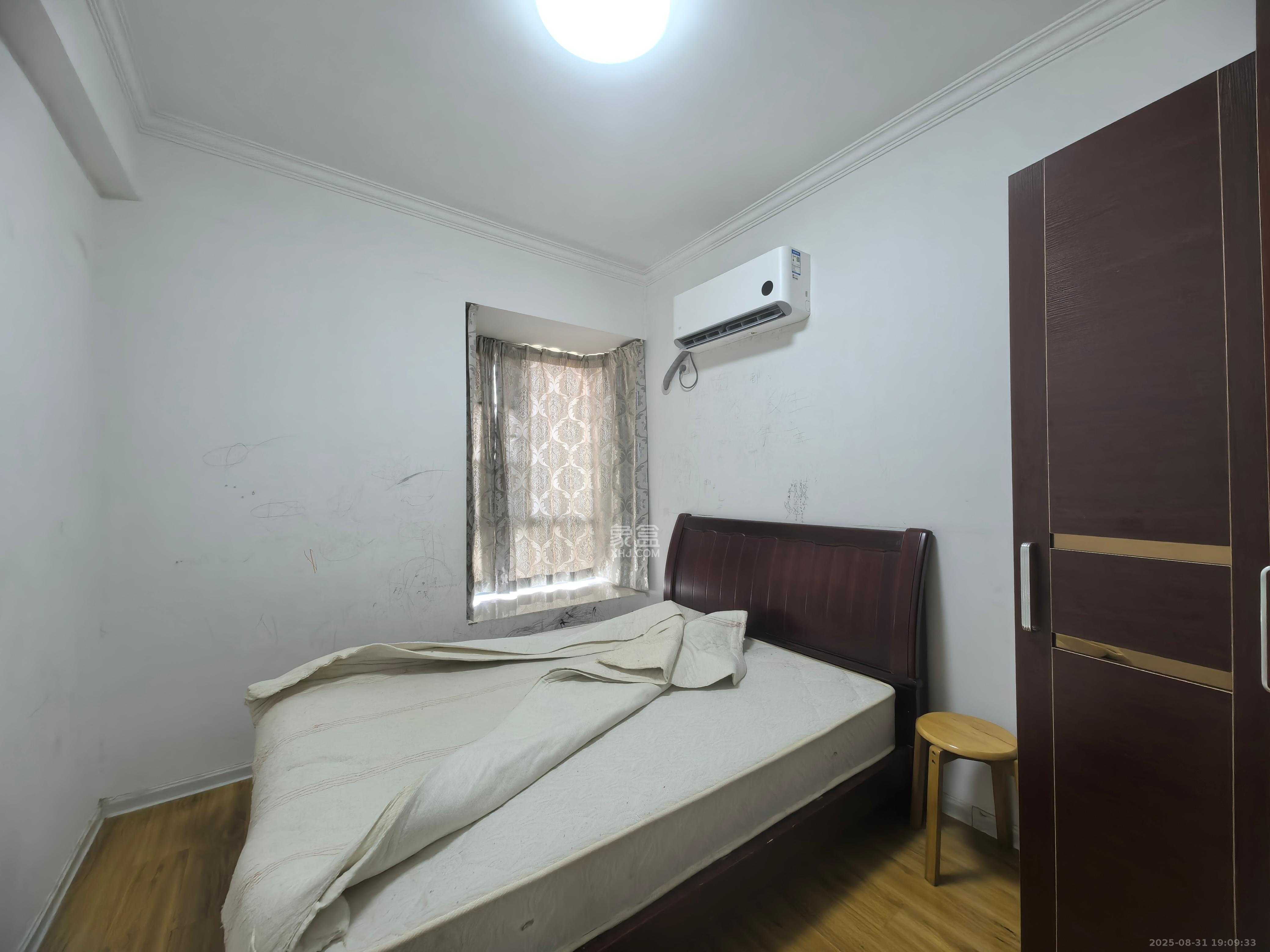 盛世耀凯  3室2厅1卫    2500.0元/月 盛世耀凯  3室2厅1卫    2500.0元/月室内图