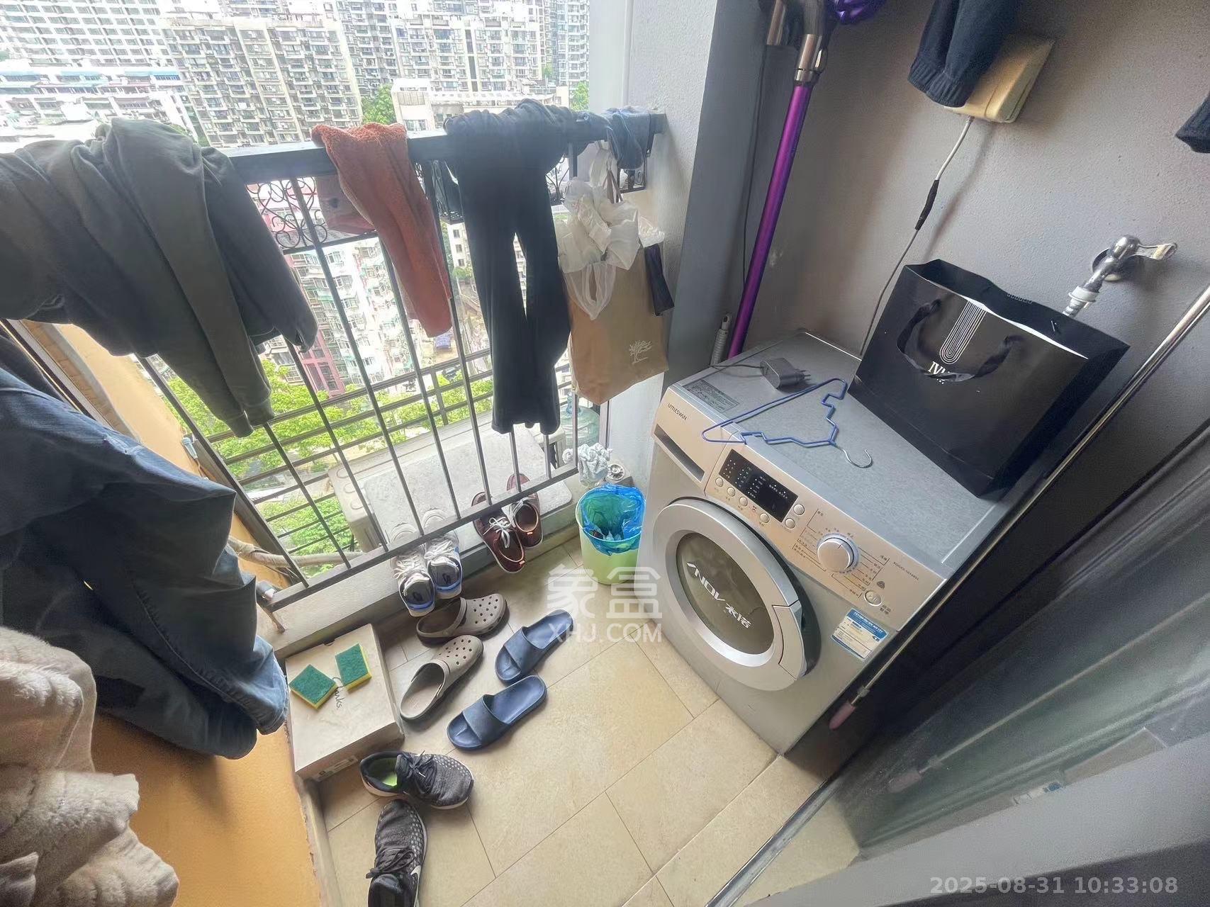 万科金色家园  1室1厅1卫    1600.0元/月室内图