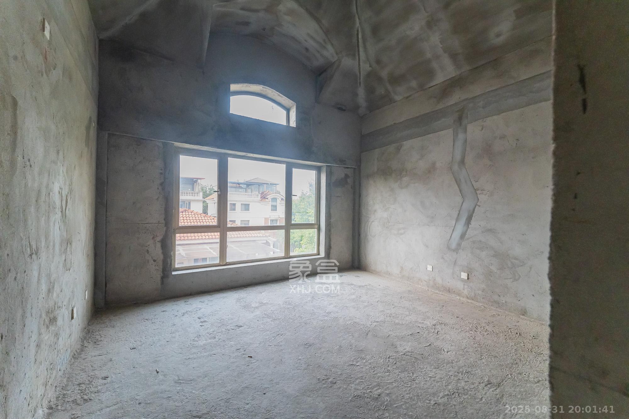 碧桂园威尼斯城  5室2厅3卫    460.0万其他