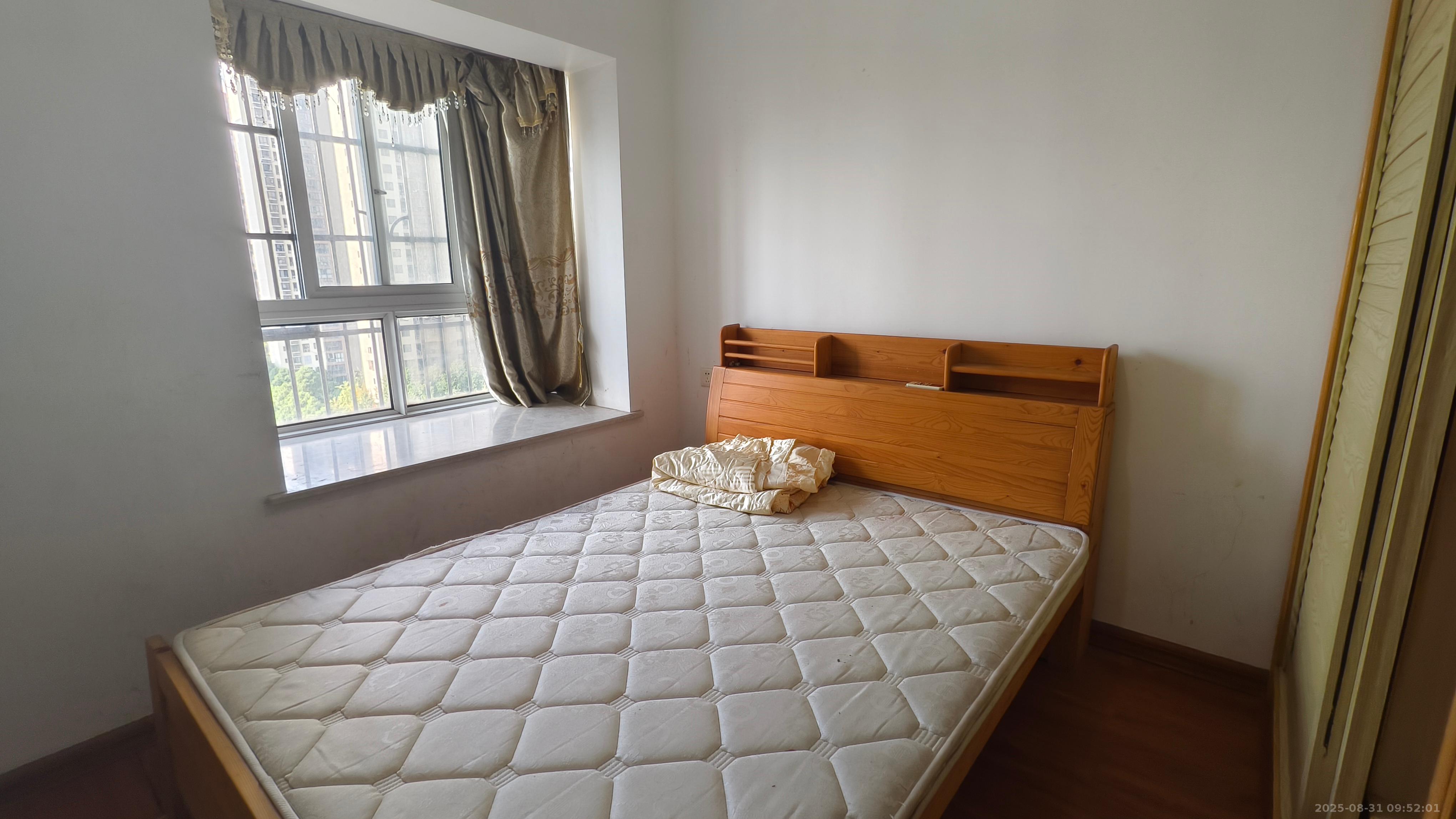 时代星城  3室2厅2卫    1700.0元/月室内图