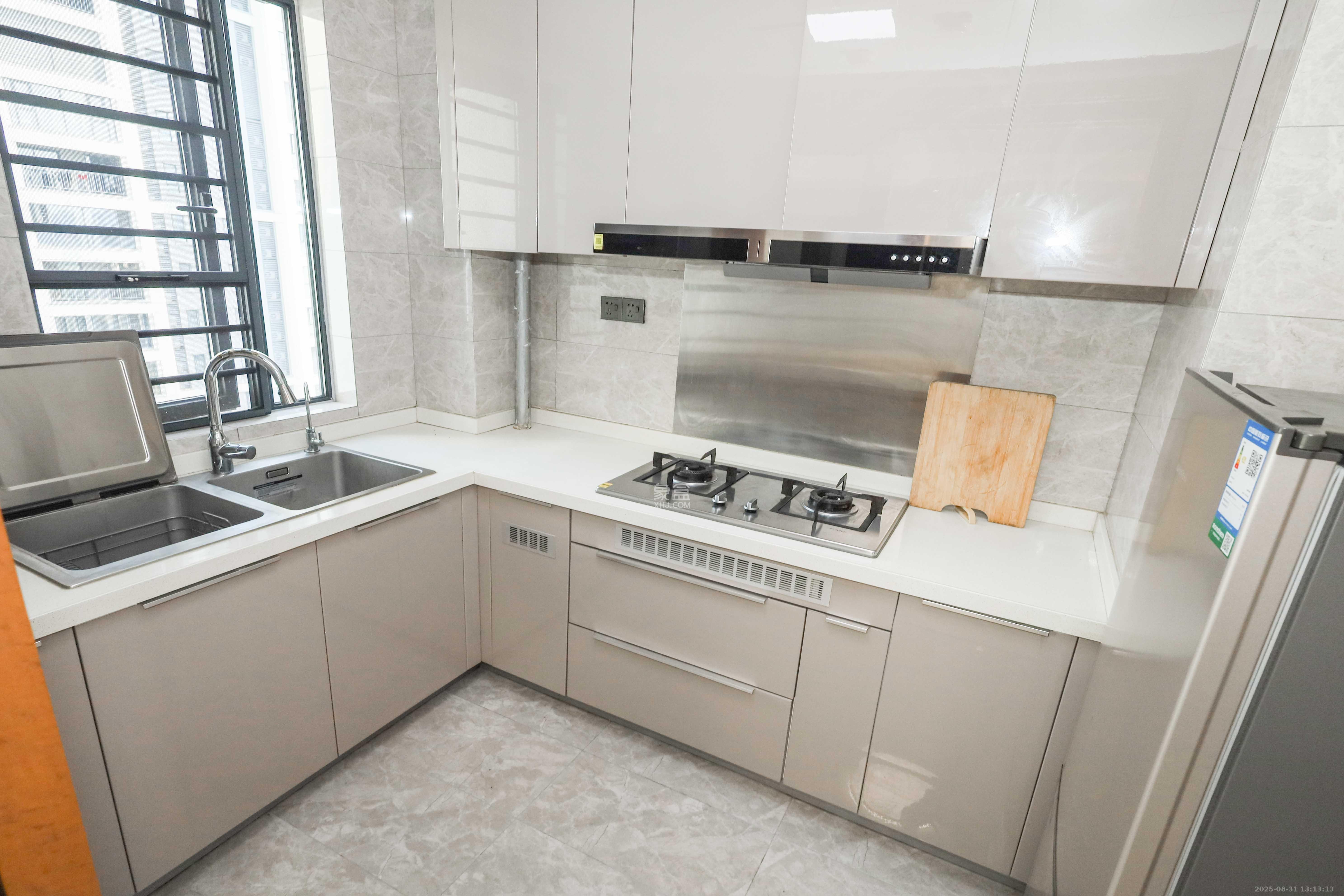 梅溪悦章  4室2厅2卫    168.0万 梅溪悦章  4室2厅2卫    168.0万厨房