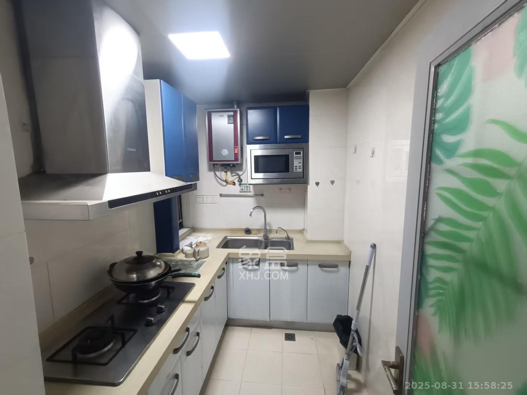 五一大道202(中环壹世界) 3室2厅1卫 4000.0元/月 五一大道202(中环壹世界) 3室2厅1卫 4000.0元/月室内图