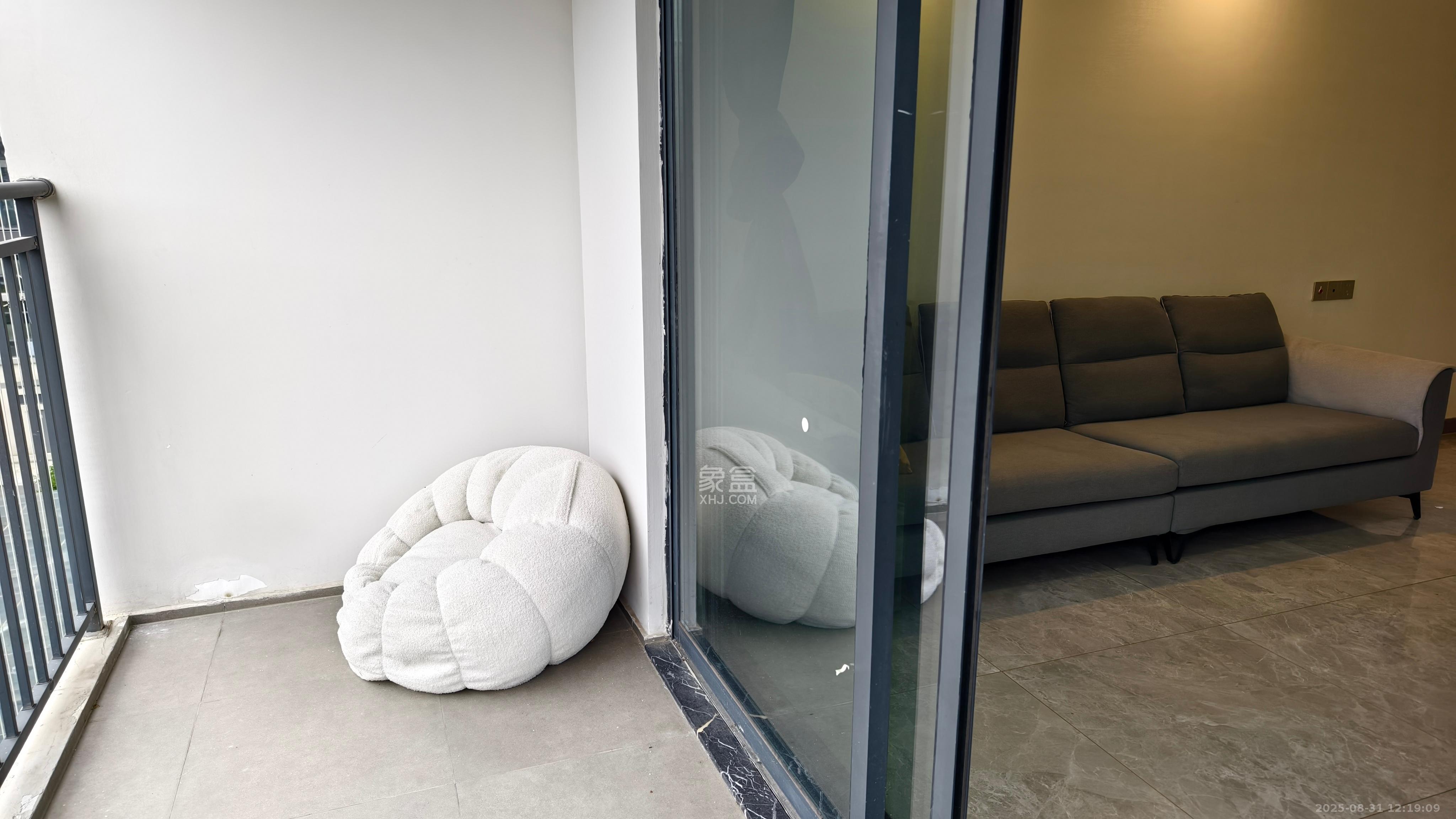 梦想枫林湾  3室2厅2卫    3200.0元/月 梦想枫林湾  3室2厅2卫    3200.0元/月室内图