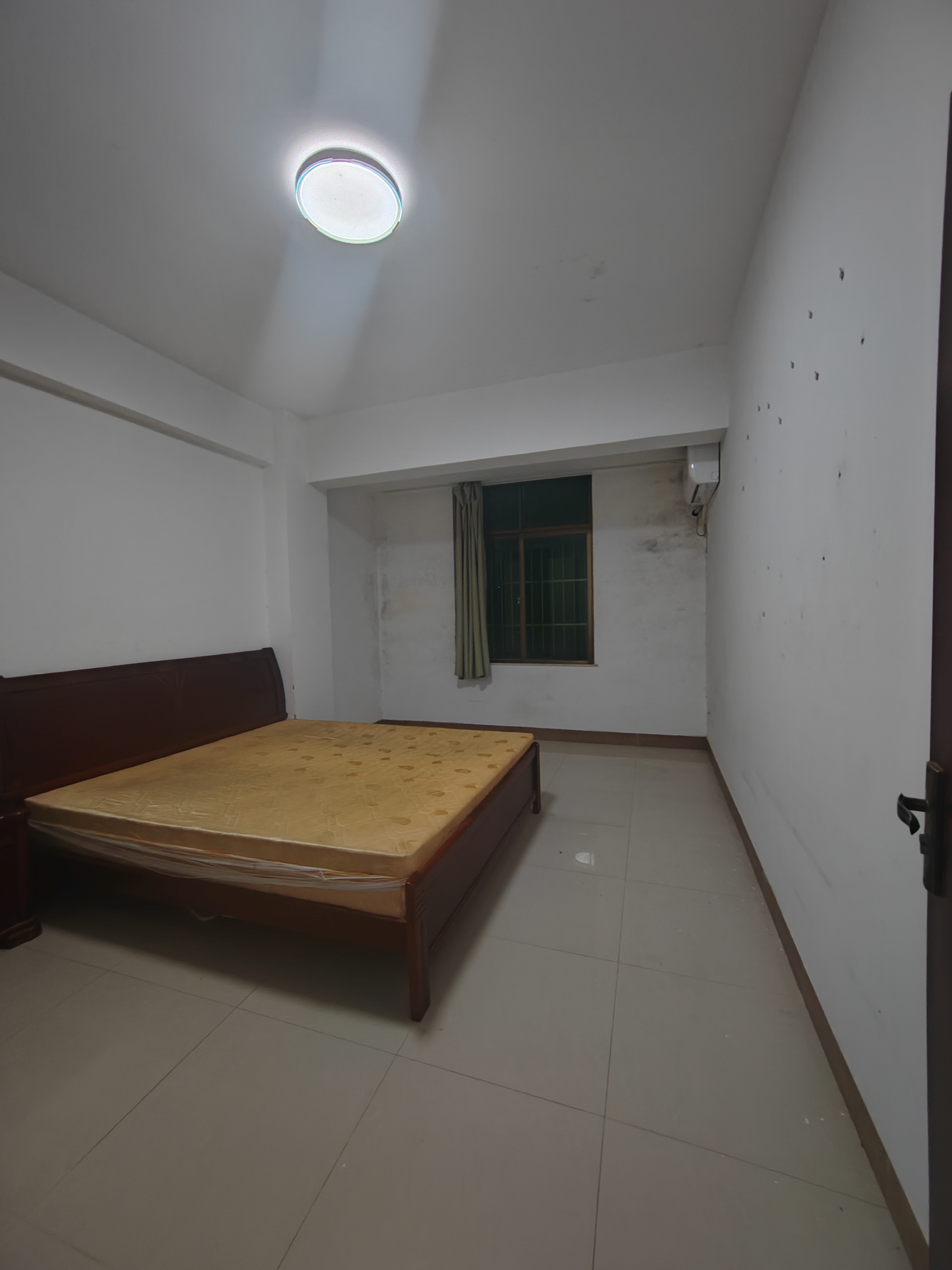 博南苑一期  3室2厅2卫    2300.0元/月 博南苑一期  3室2厅2卫    2300.0元/月室内图