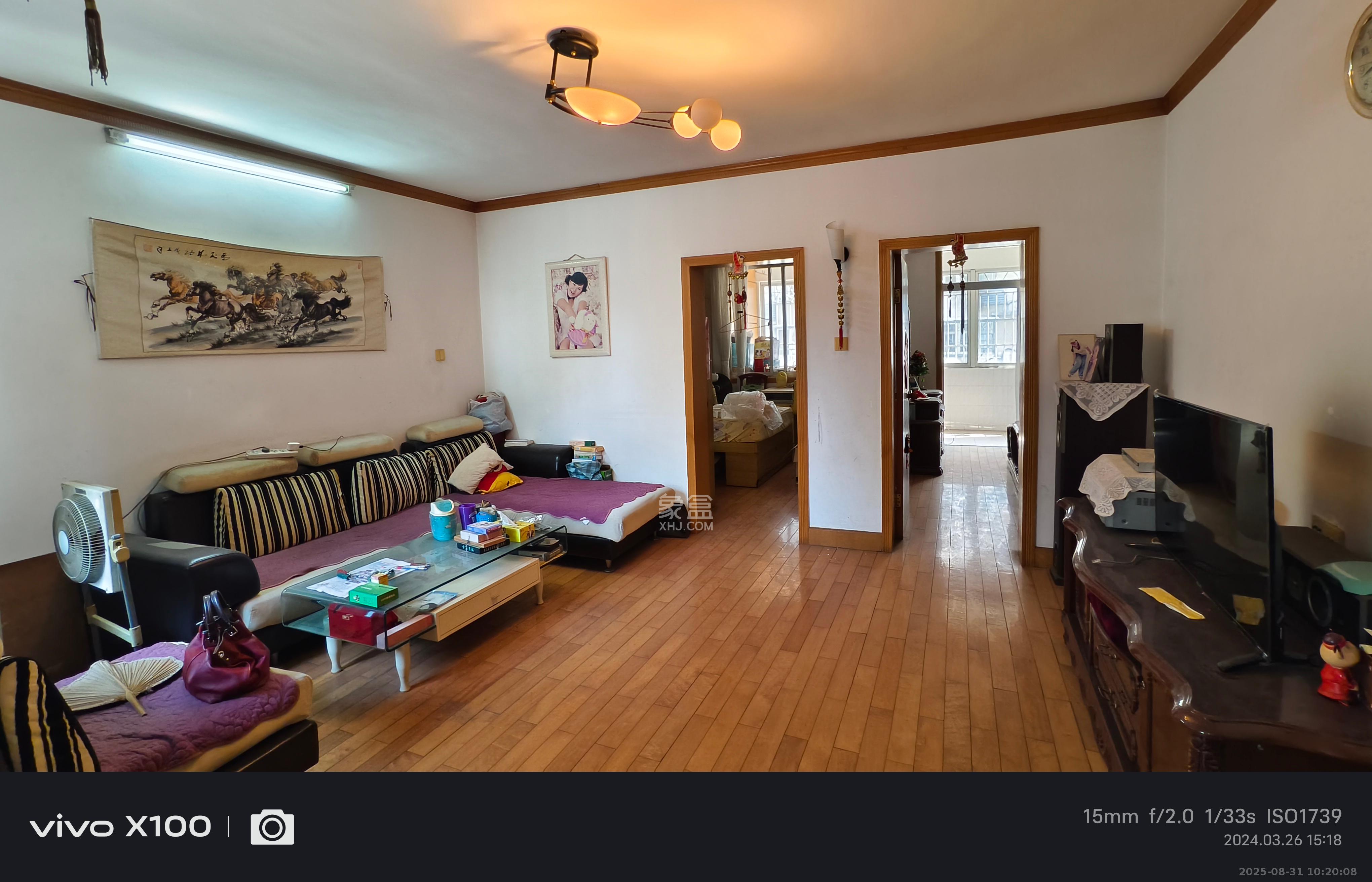 金科园  3室2厅1卫    2200.0元/月 金科园  3室2厅1卫    2200.0元/月室内图