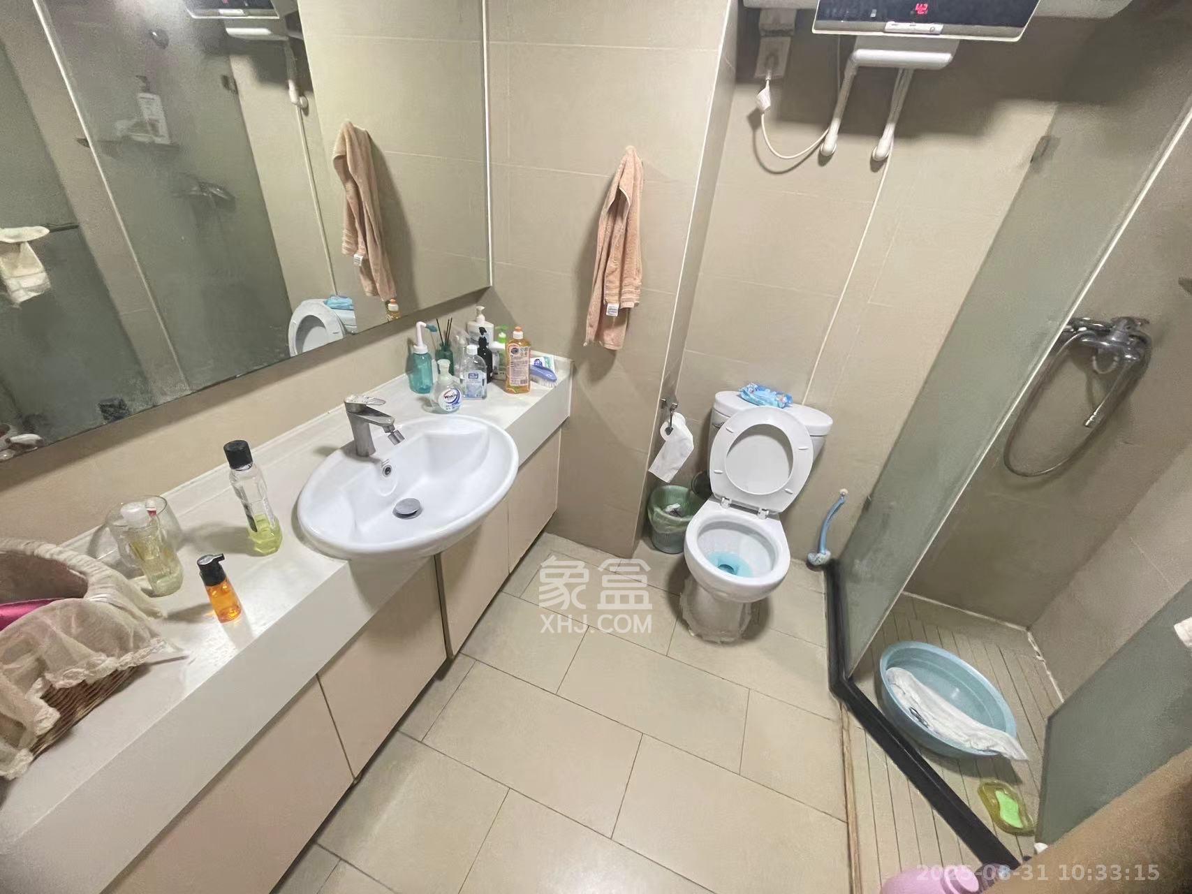 万科金色家园  1室1厅1卫    1600.0元/月室内图