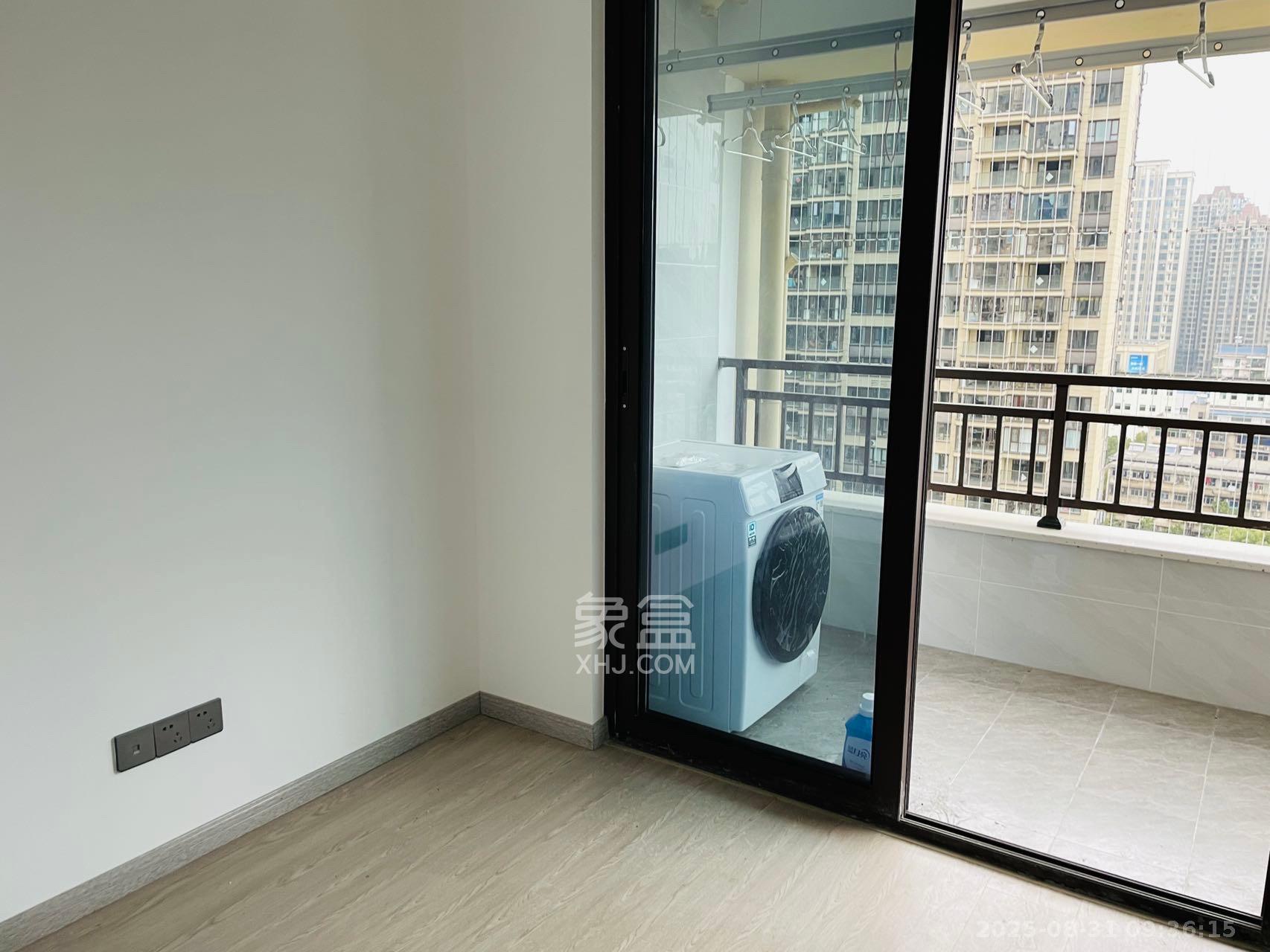 龙湖碧桂园天宸原著  4室2厅2卫    3700.0元/月室内图