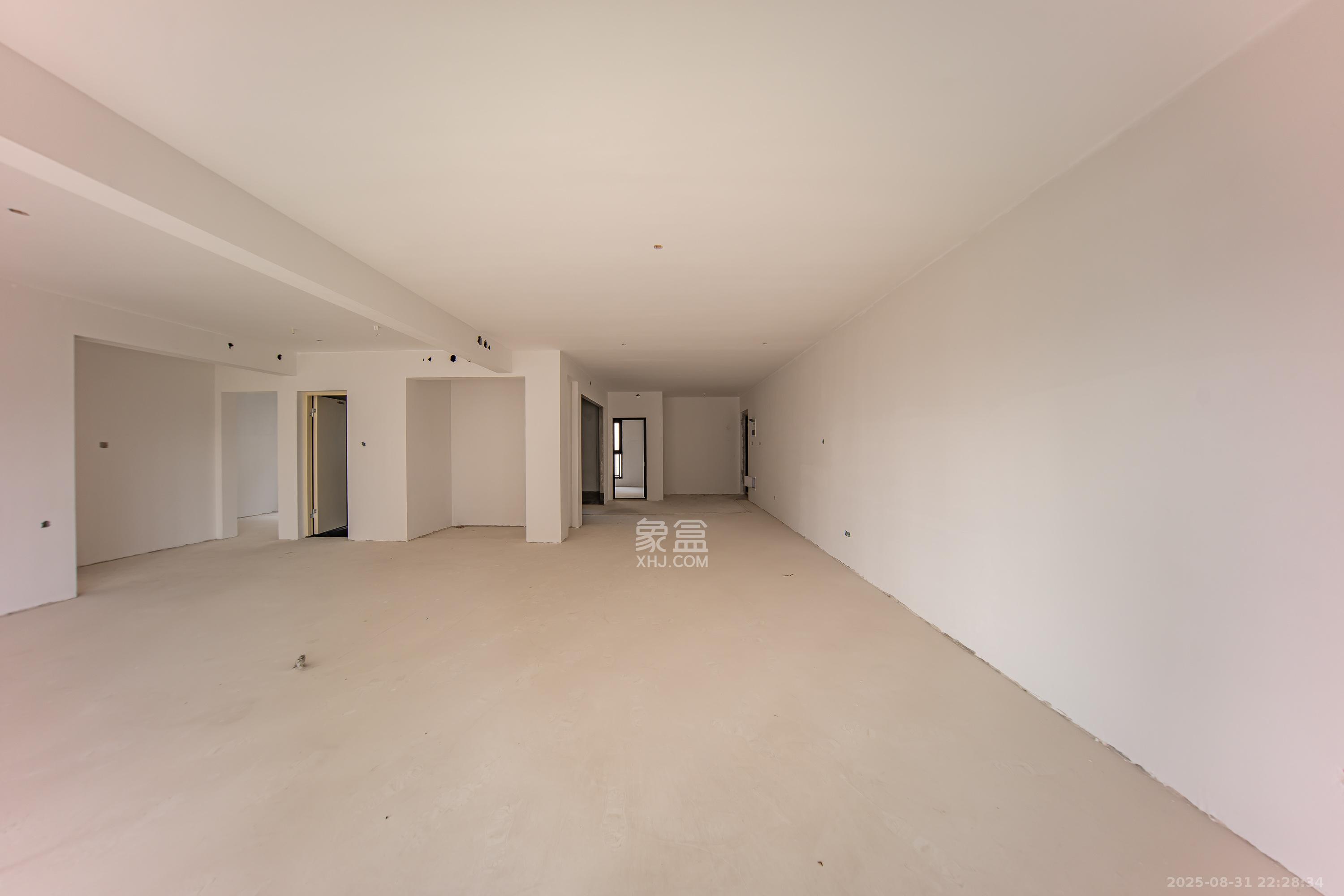 建投象山国际  4室2厅2卫    190.0万