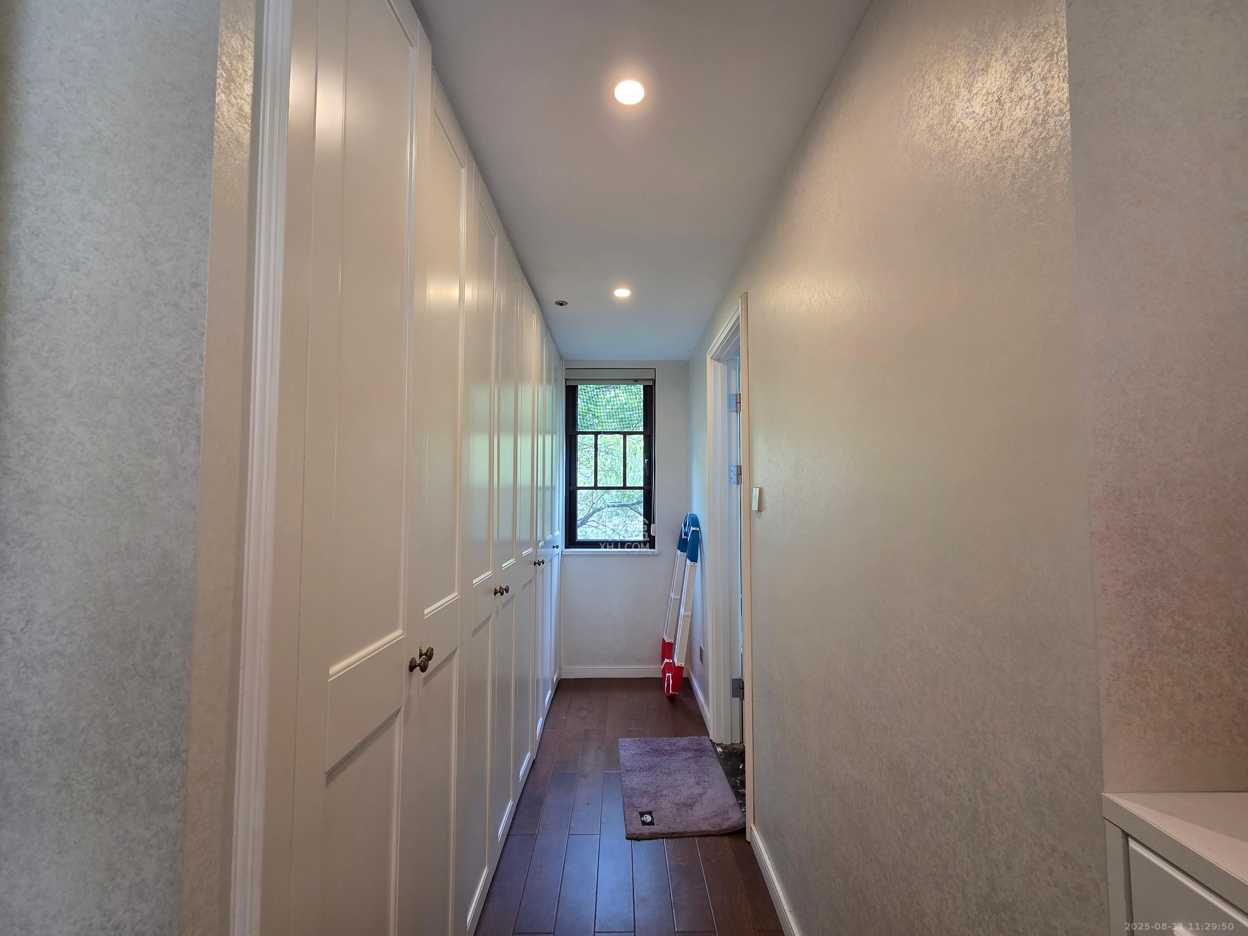 万科里金域国际  4室2厅2卫    8000.0元/月室内图